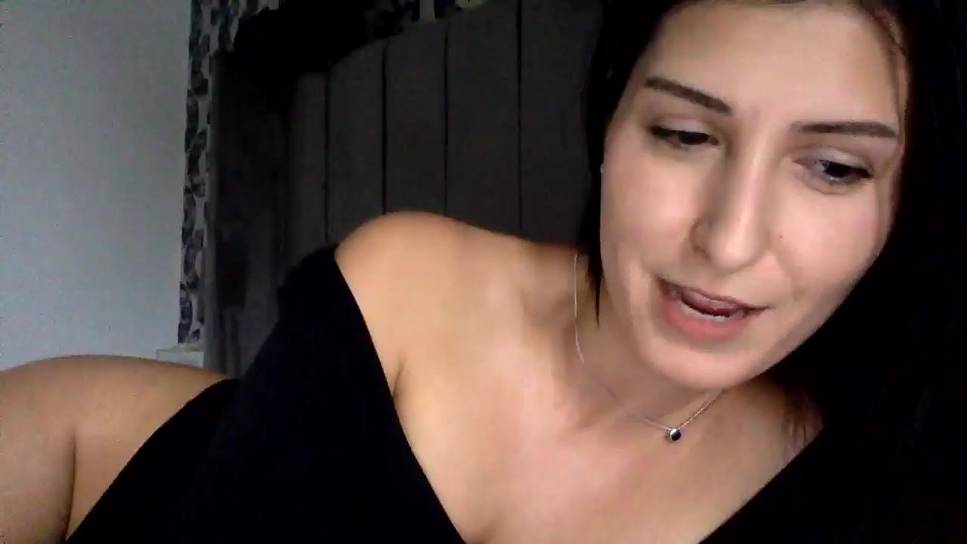 Gallery image thumbnail from Yara_77's myfreecams stream on, 11/03/2025, 13:04 image 20 of 20
