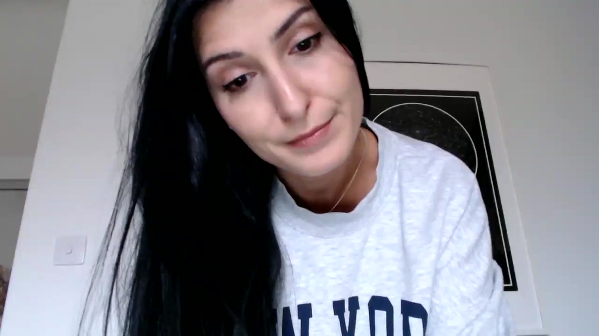 Gallery image thumbnail from Yara_77's myfreecams stream on, 11/04/2025, 13:03 image 8 of 20