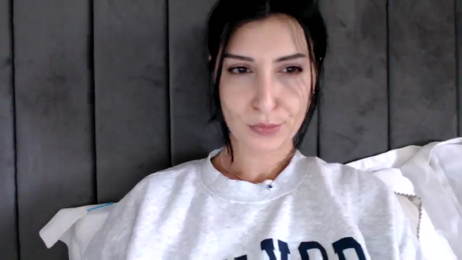 Gallery image thumbnail from Yara_77's myfreecams stream on, 11/04/2025, 13:03 image 3 of 20