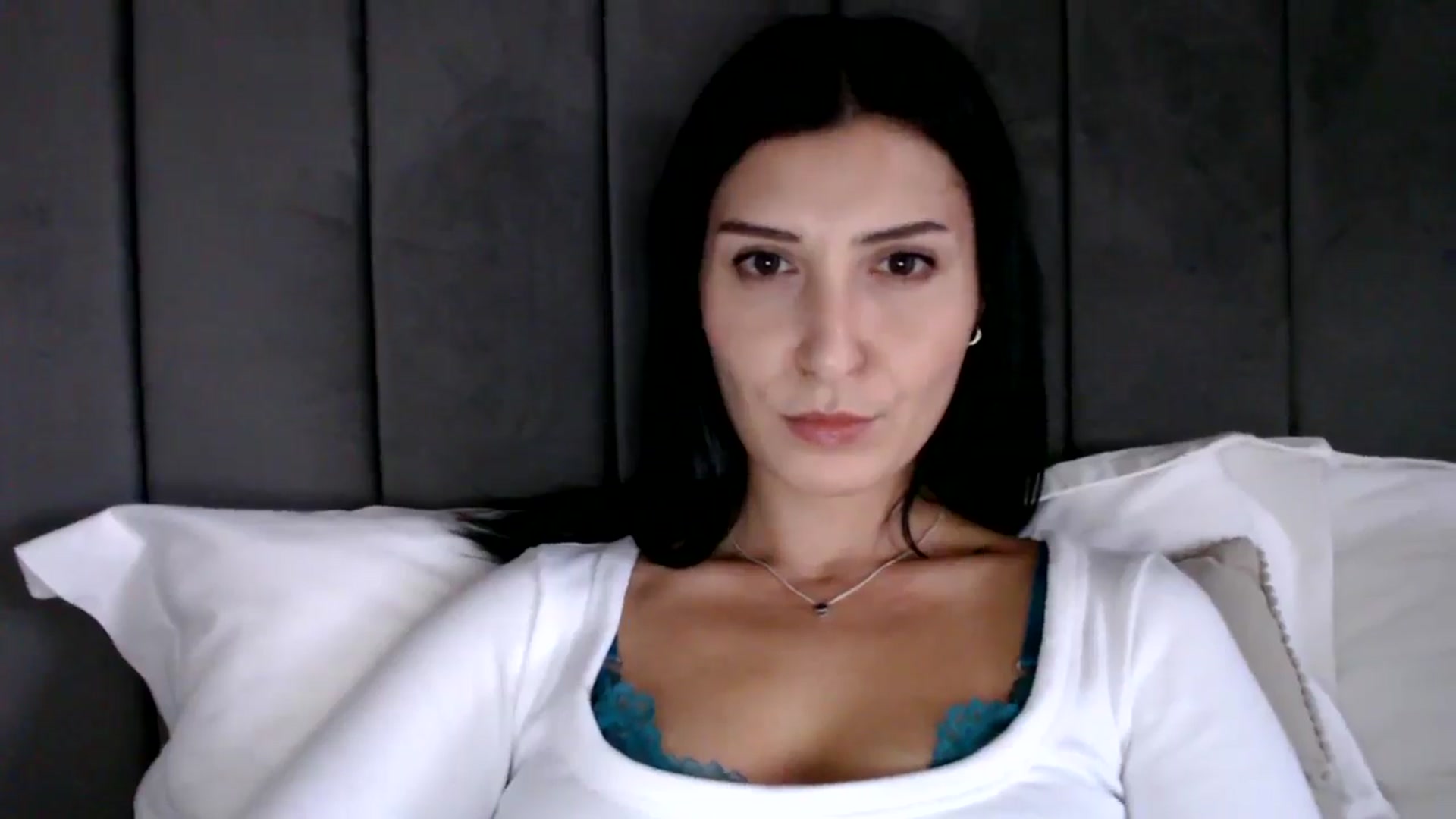 Gallery image thumbnail from Yara_77's myfreecams stream on, 11/05/2025, 13:59 image 20 of 20