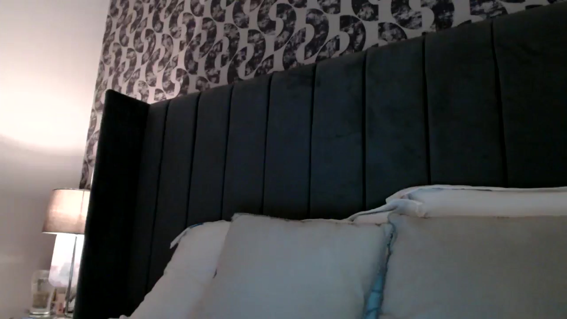 Gallery image thumbnail from Yara_77's myfreecams stream on, 11/05/2025, 18:32 image 11 of 20