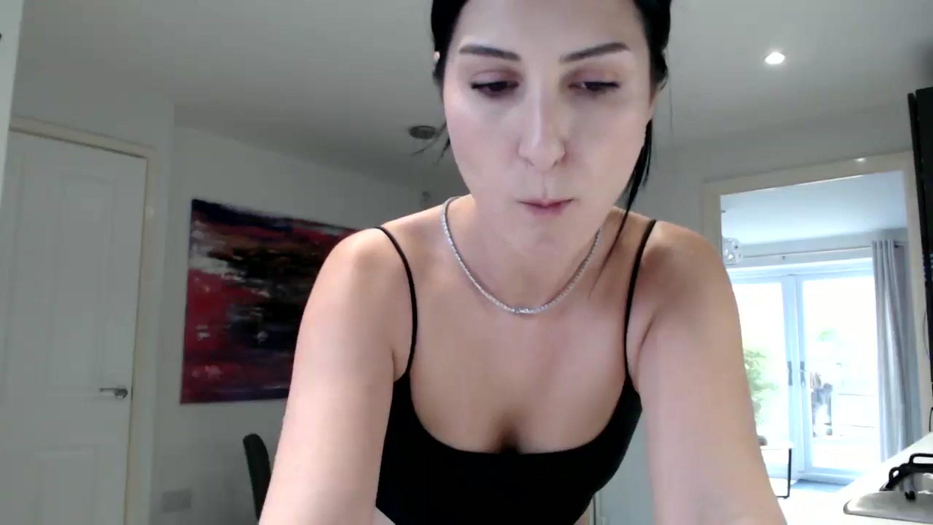 Gallery image thumbnail from Yara_77's myfreecams stream on, 11/06/2025, 12:12 image 11 of 20