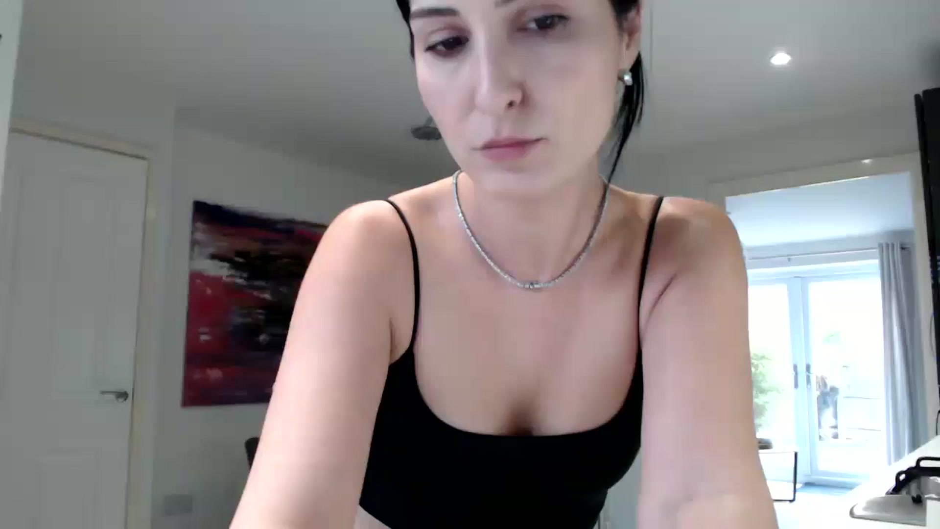Gallery image thumbnail from Yara_77's myfreecams stream on, 11/06/2025, 12:12 image 6 of 20