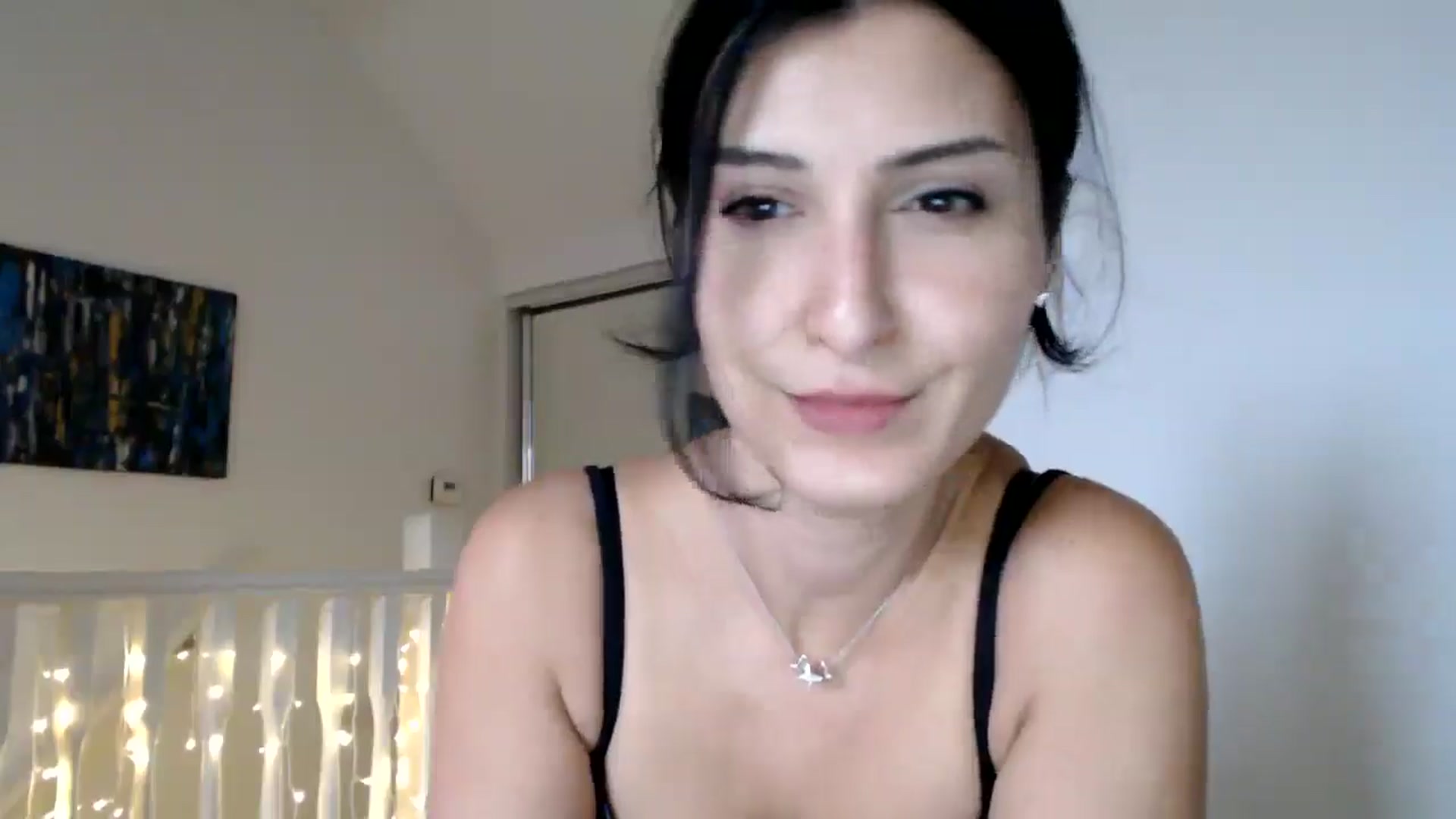 Gallery image thumbnail from Yara_77's myfreecams stream on, 11/07/2025, 12:16 image 9 of 20