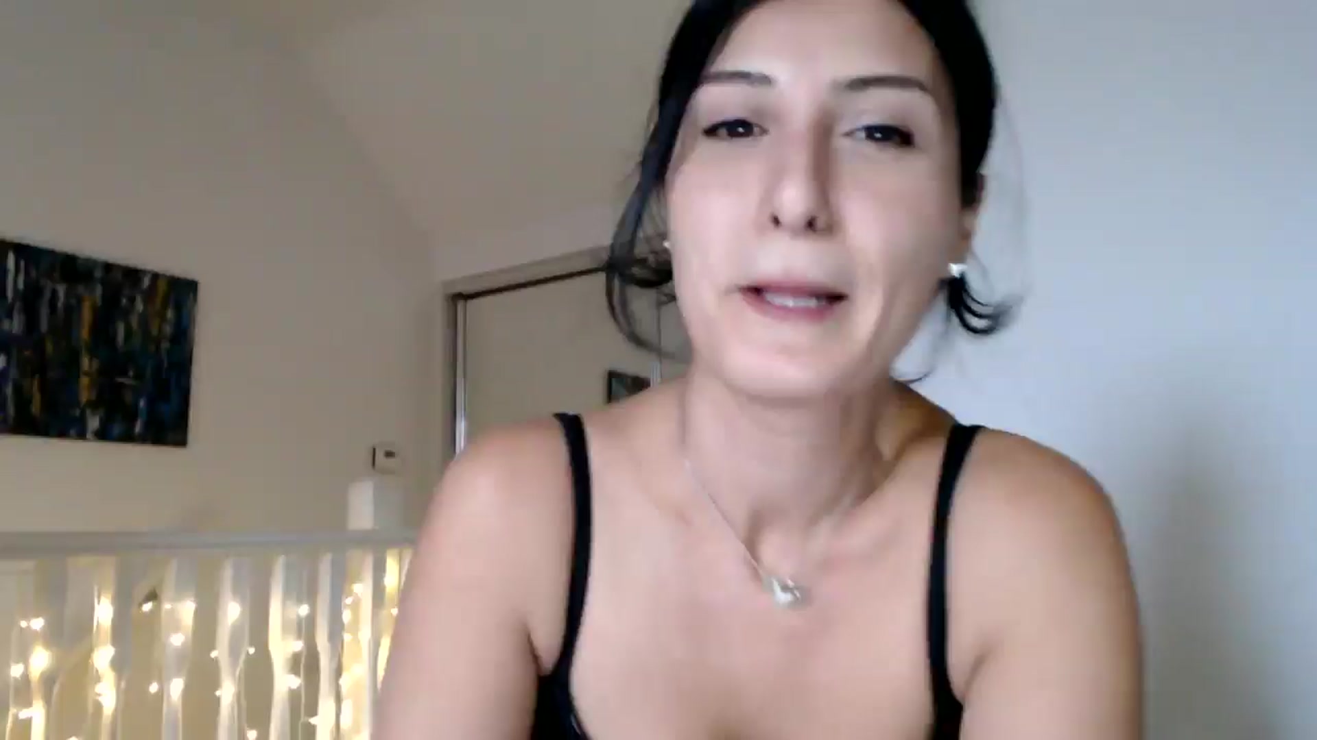 Gallery image thumbnail from Yara_77's myfreecams stream on, 11/07/2025, 12:16 image 17 of 20