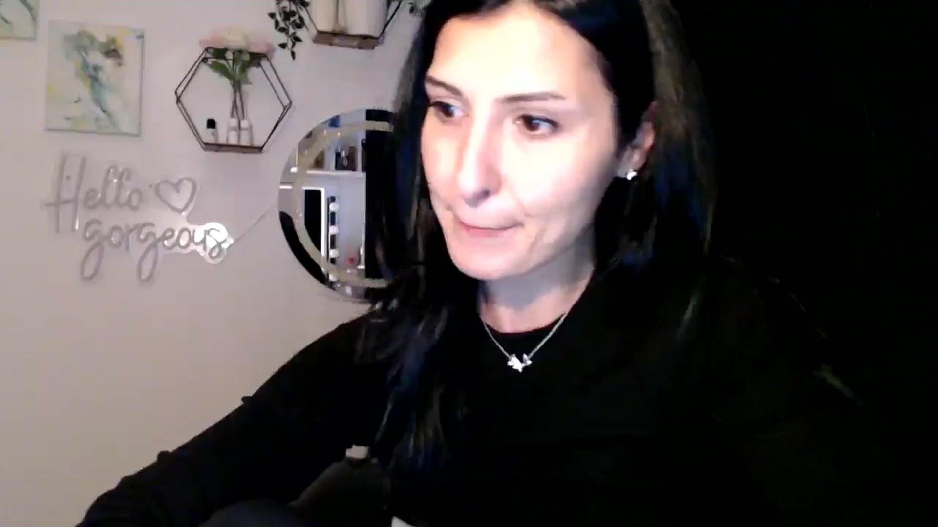 Gallery image thumbnail from Yara_77's myfreecams stream on, 11/07/2025, 14:16 image 7 of 20