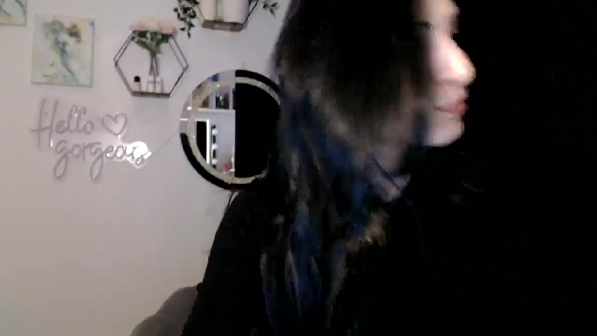 Gallery image thumbnail from Yara_77's myfreecams stream on, 11/07/2025, 14:16 image 17 of 20