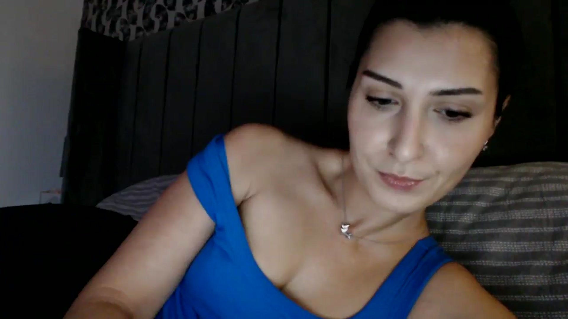 Gallery image thumbnail from Yara_77's myfreecams stream on, 11/10/2025, 12:41 image 13 of 20