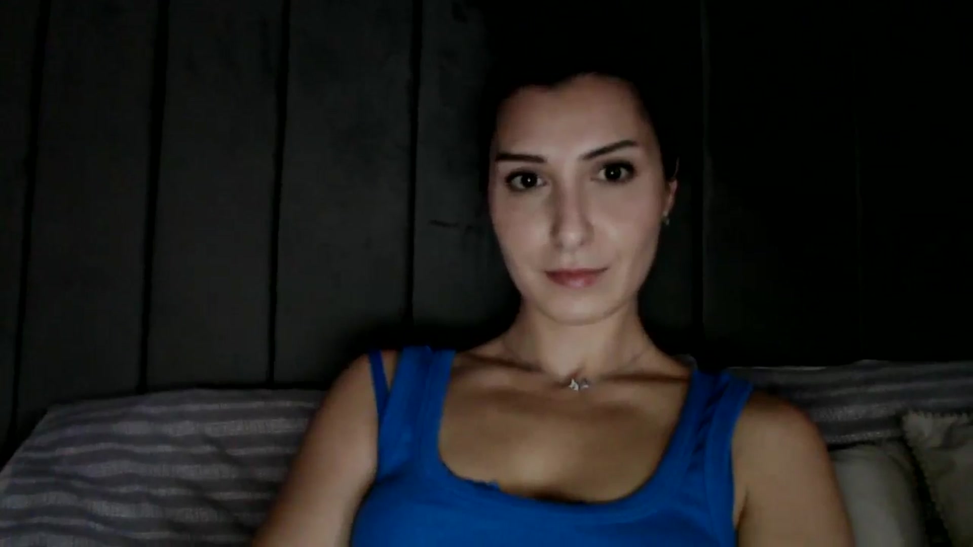 Gallery image thumbnail from Yara_77's myfreecams stream on, 11/10/2025, 12:41 image 6 of 20