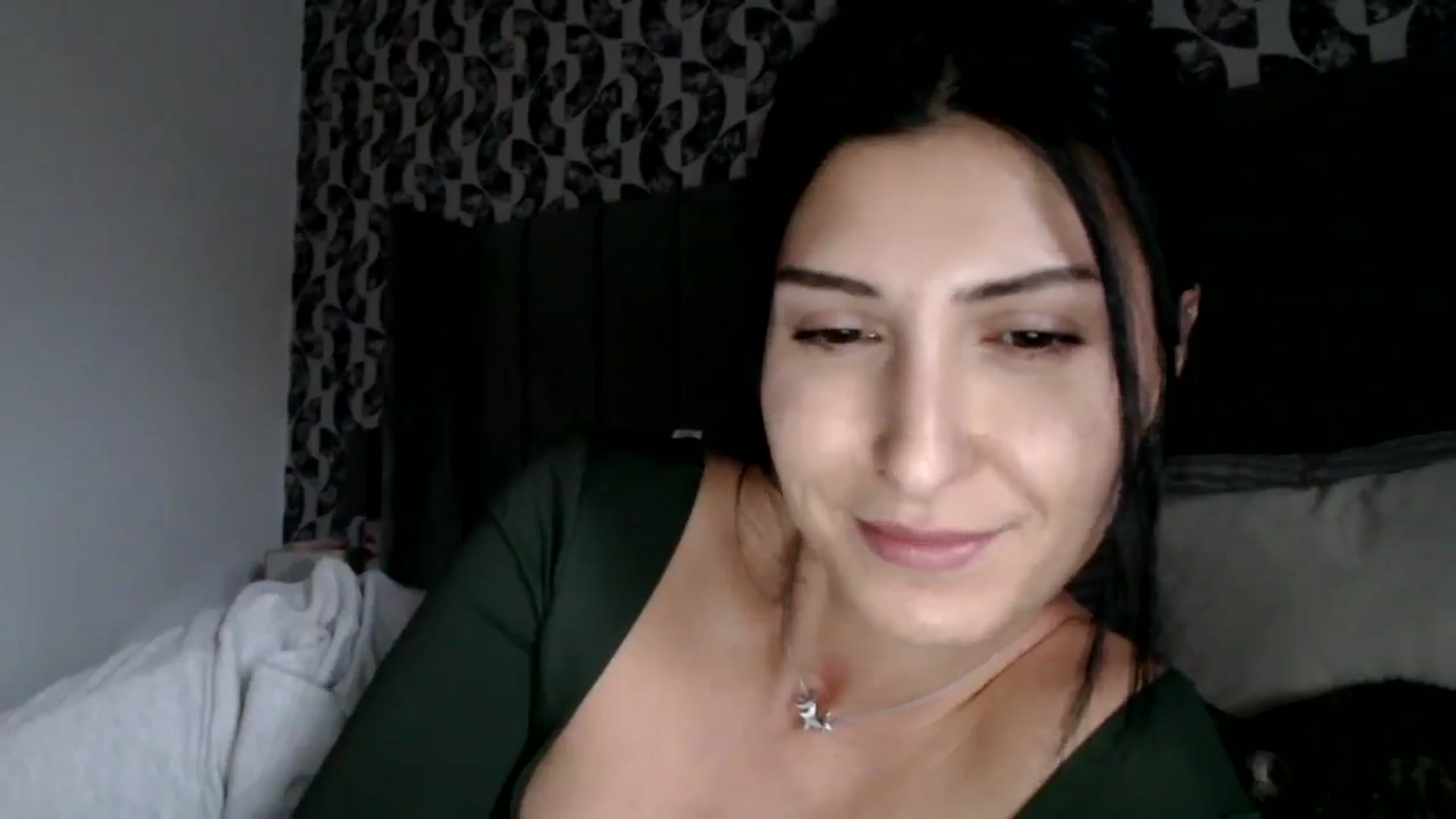 Gallery image thumbnail from Yara_77's myfreecams stream on, 11/11/2025, 14:40 image 8 of 20