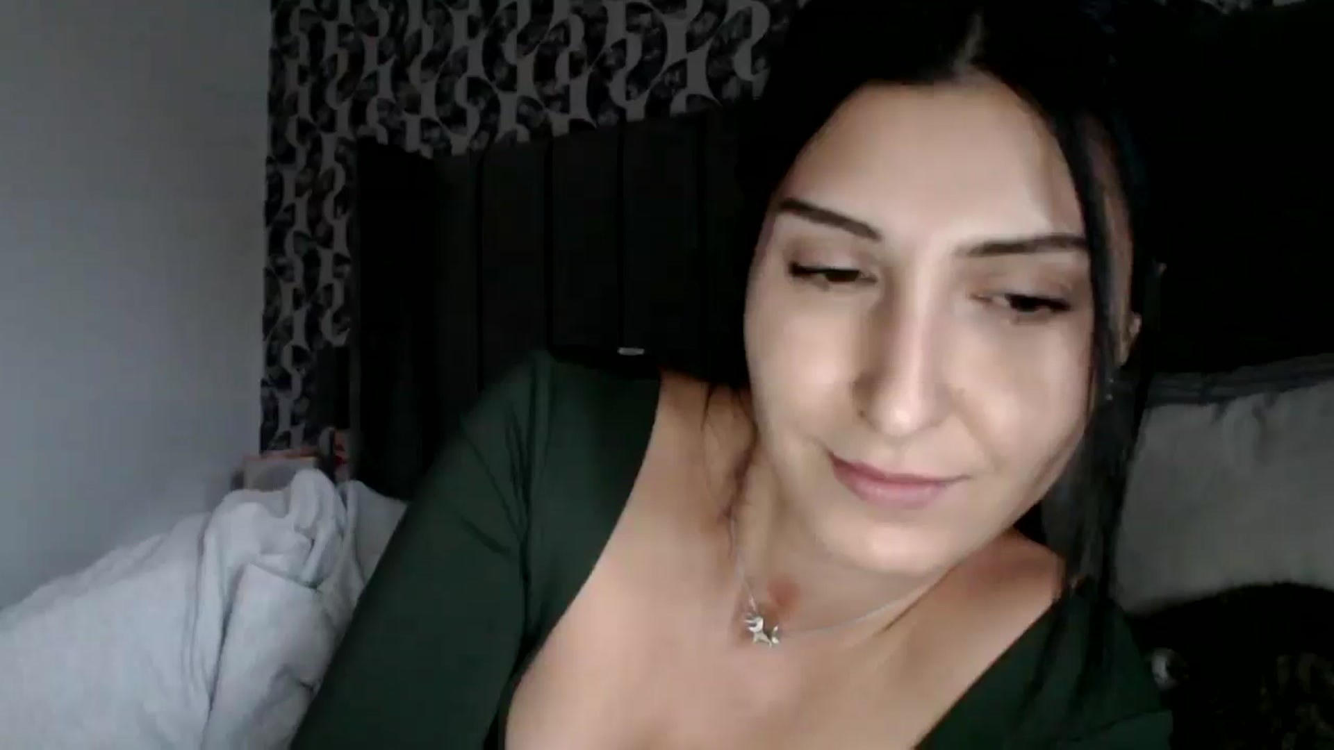 Gallery image thumbnail from Yara_77's myfreecams stream on, 11/11/2025, 14:40 image 10 of 20