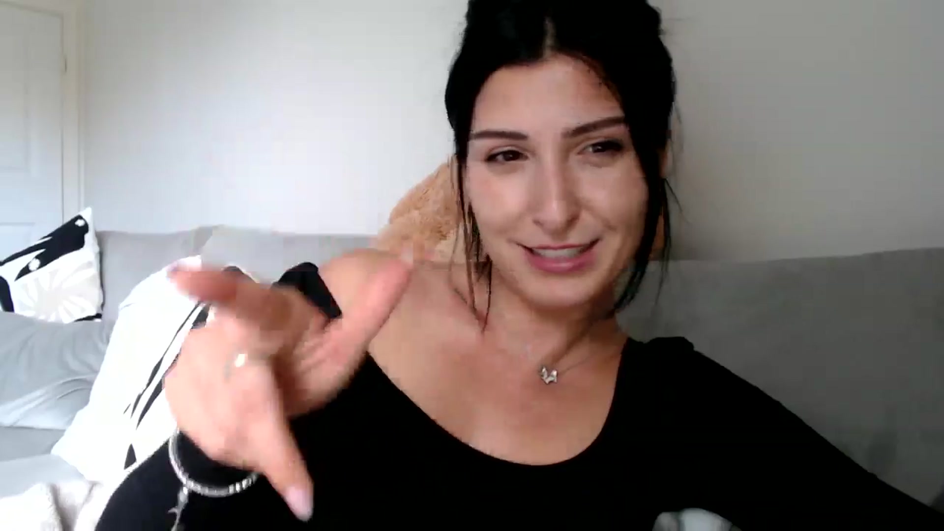 Gallery image thumbnail from Yara_77's myfreecams stream on, 11/13/2025, 12:23 image 15 of 20