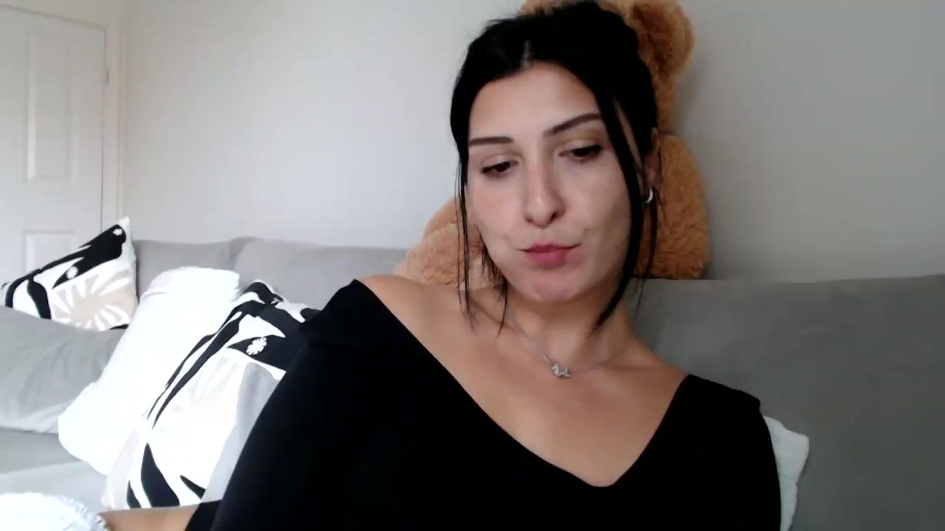 Gallery image thumbnail from Yara_77's myfreecams stream on, 11/13/2025, 13:39 image 10 of 20