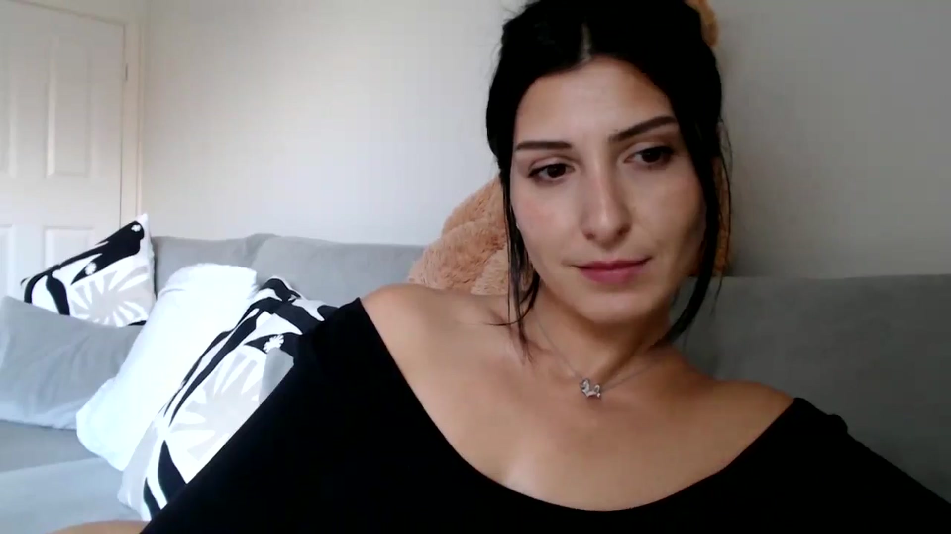 Gallery image thumbnail from Yara_77's myfreecams stream on, 11/13/2025, 13:39 image 3 of 20