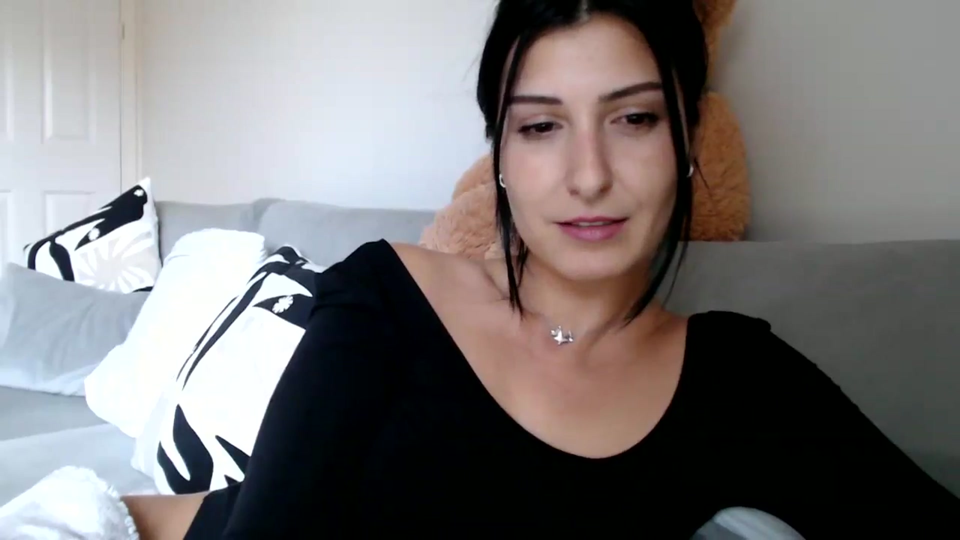 Gallery image thumbnail from Yara_77's myfreecams stream on, 11/13/2025, 14:41 image 2 of 20