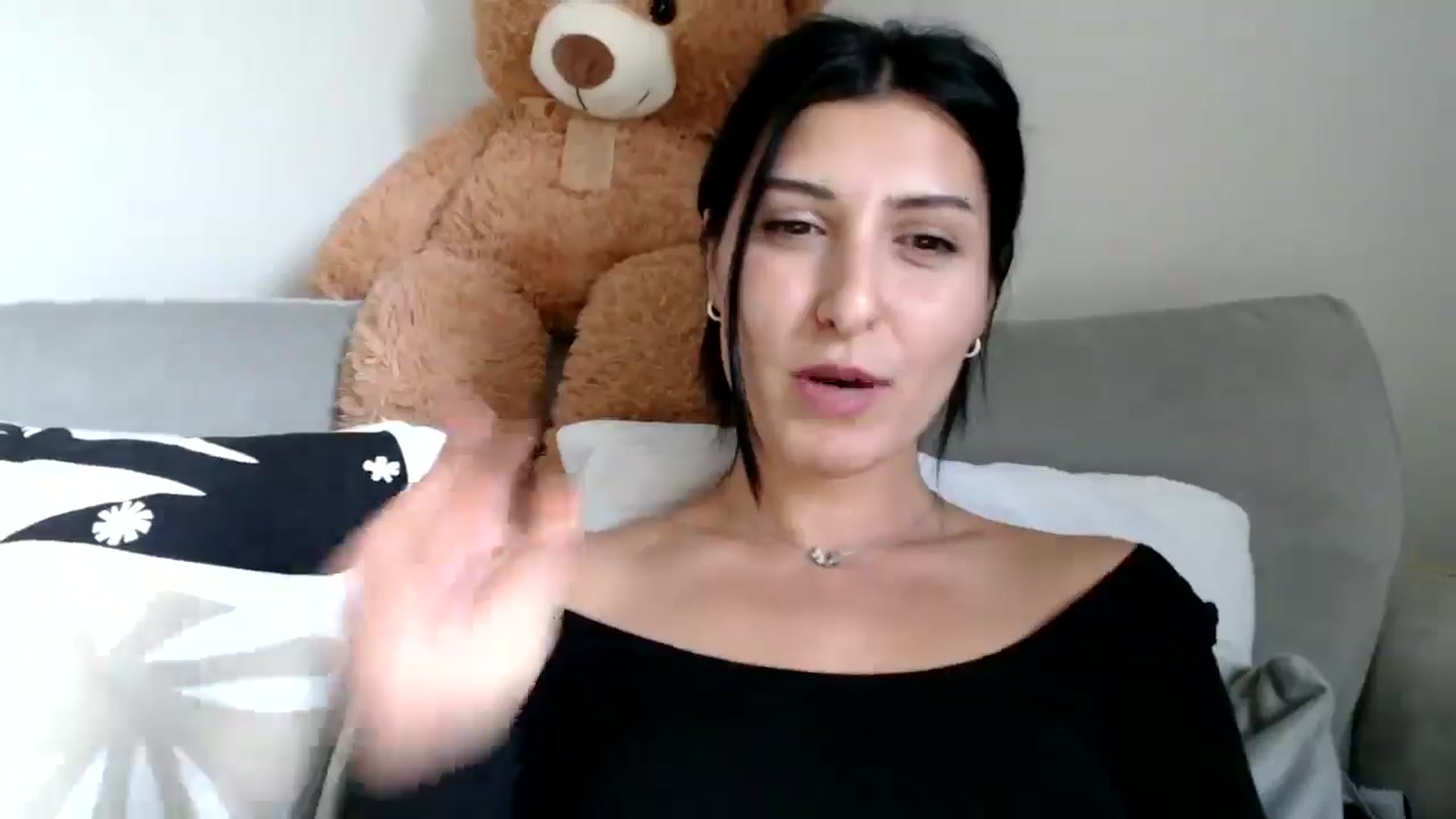 Gallery image thumbnail from Yara_77's myfreecams stream on, 11/13/2025, 14:41 image 17 of 20