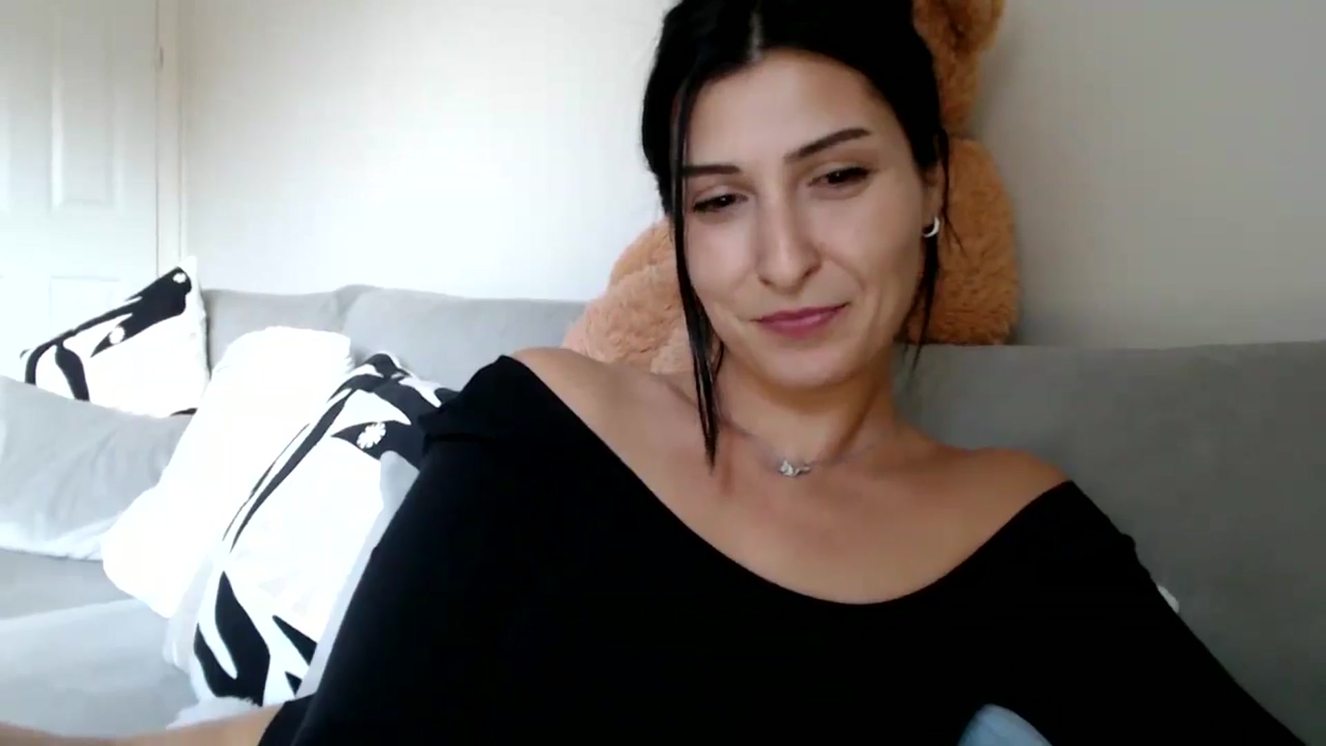 Gallery image thumbnail from Yara_77's myfreecams stream on, 11/13/2025, 14:41 image 20 of 20