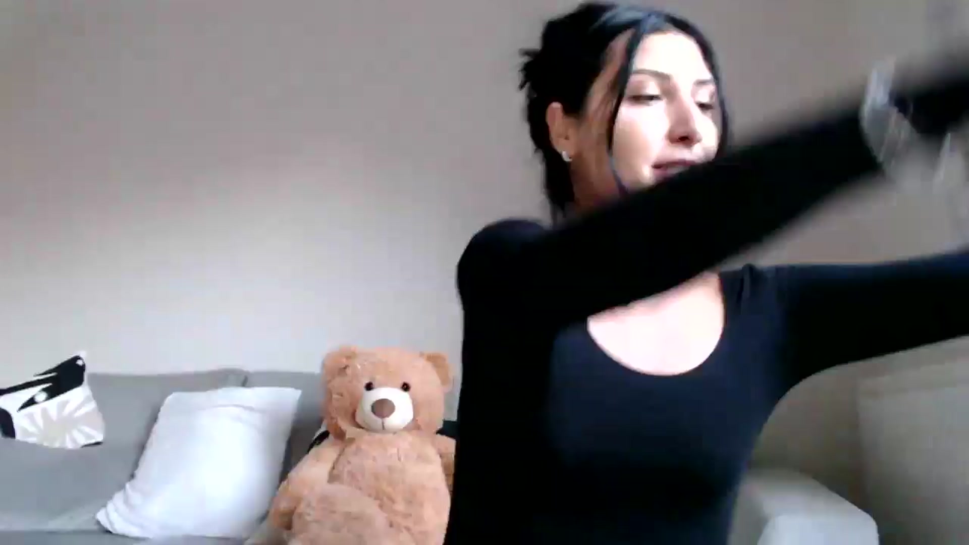 Gallery image thumbnail from Yara_77's myfreecams stream on, 11/13/2025, 15:43 image 19 of 20
