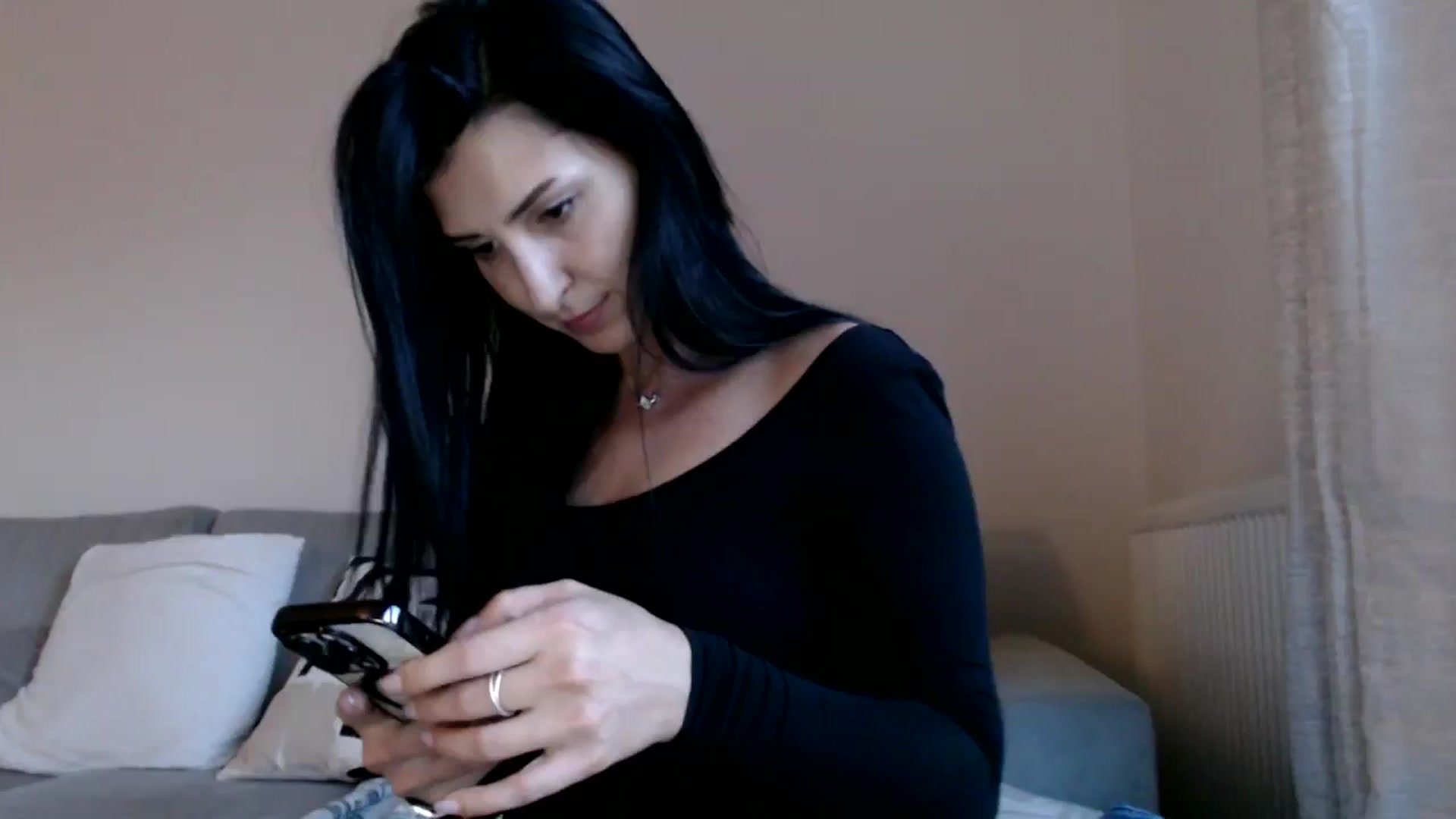 Gallery image thumbnail from Yara_77's myfreecams stream on, 11/13/2025, 16:09 image 15 of 20
