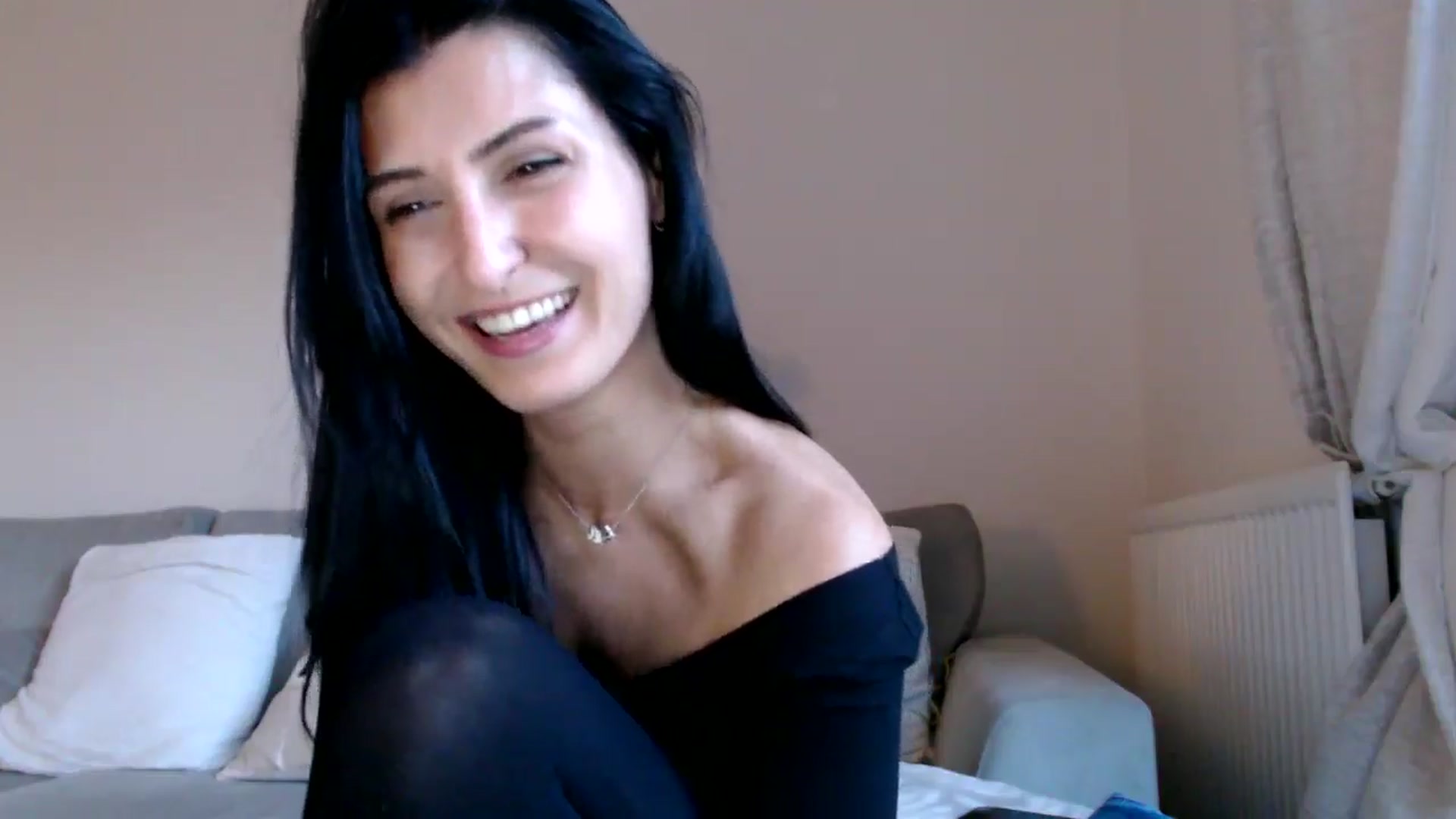 Gallery image thumbnail from Yara_77's myfreecams stream on, 11/13/2025, 16:09 image 5 of 20