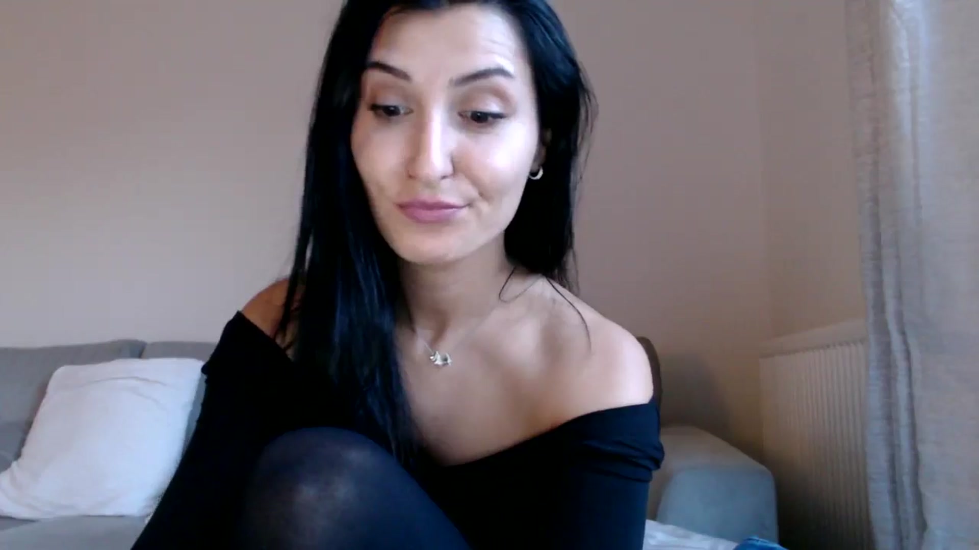 Gallery image thumbnail from Yara_77's myfreecams stream on, 11/13/2025, 16:09 image 9 of 20