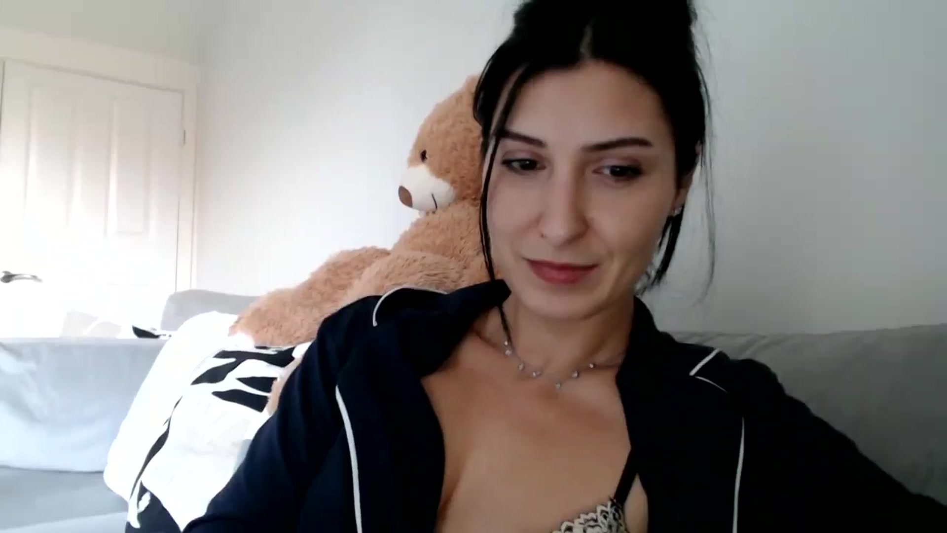 Gallery image thumbnail from Yara_77's myfreecams stream on, 11/20/2025, 10:41 image 6 of 20