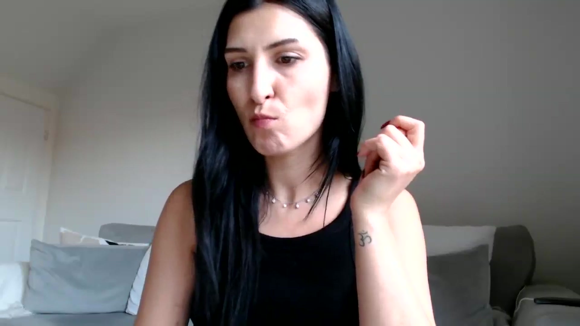Gallery image thumbnail from Yara_77's myfreecams stream on, 11/20/2025, 14:16 image 16 of 20