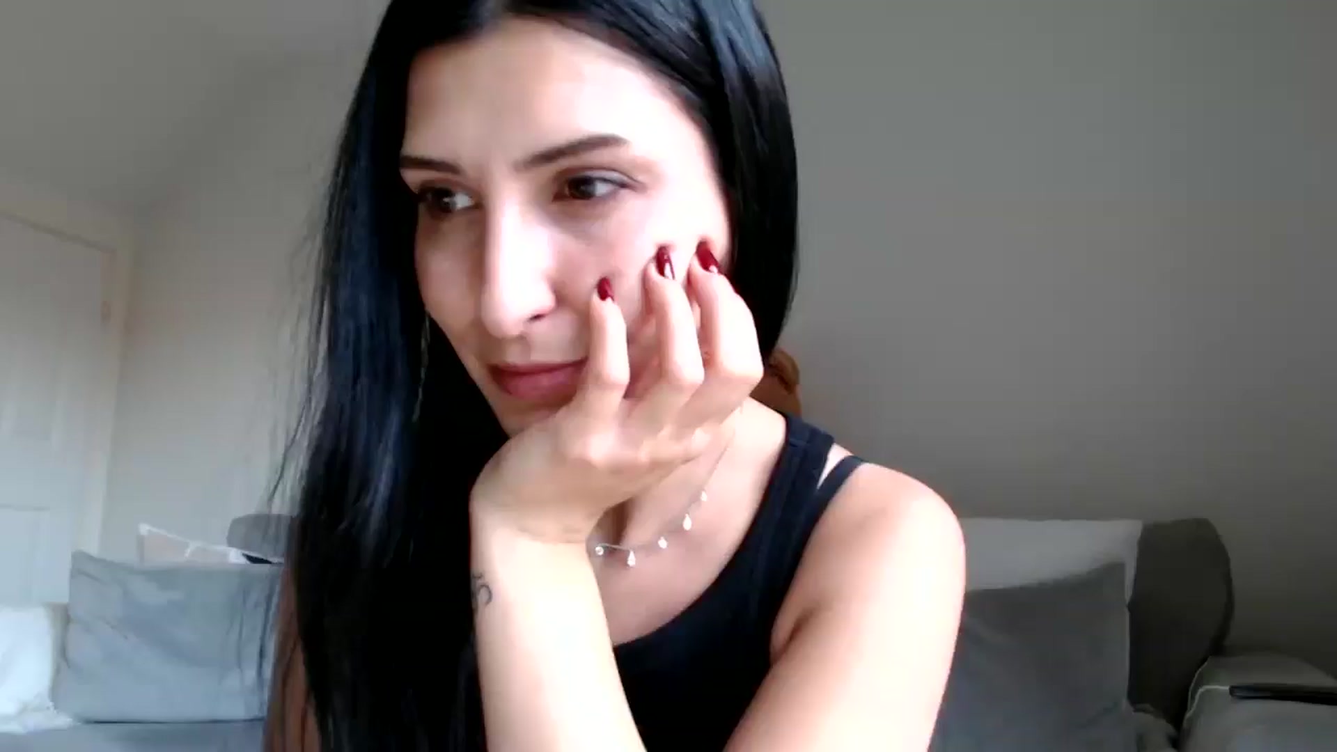 Gallery image thumbnail from Yara_77's myfreecams stream on, 11/20/2025, 14:16 image 19 of 20