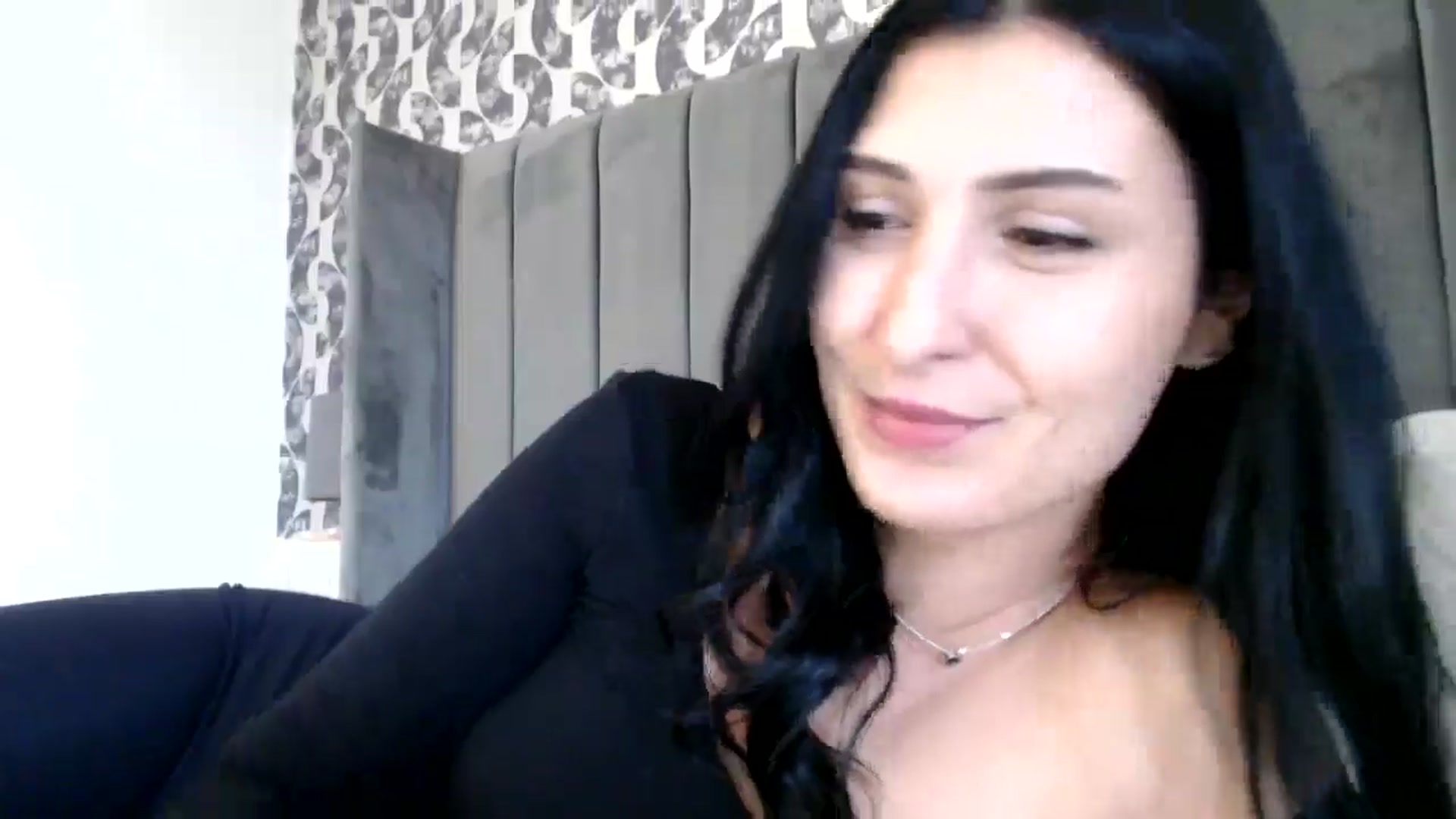 Gallery image thumbnail from Yara_77's myfreecams stream on, 11/21/2025, 12:09 image 10 of 20