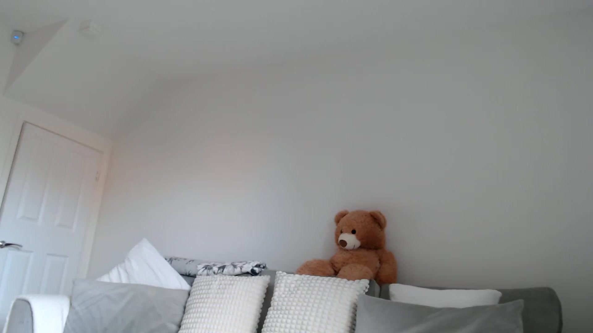 Gallery image thumbnail from Yara_77's myfreecams stream on, 11/25/2025, 13:15 image 1 of 20