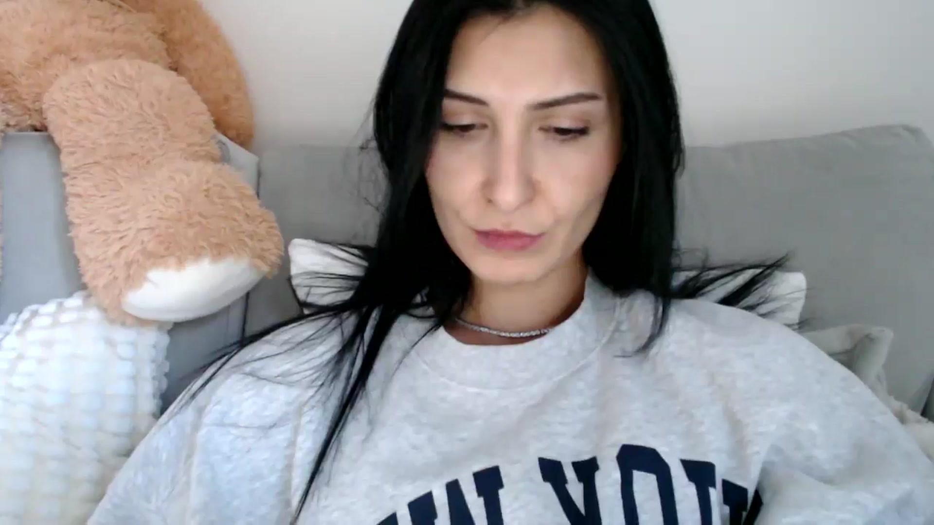 Gallery image thumbnail from Yara_77's myfreecams stream on, 11/25/2025, 14:31 image 15 of 20