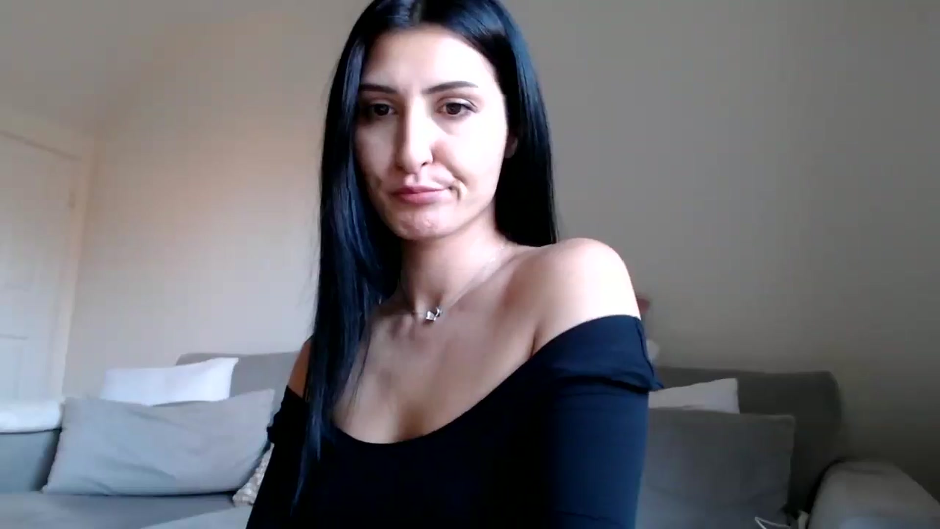 Gallery image thumbnail from Yara_77's myfreecams stream on, 12/02/2025, 12:42 image 10 of 20