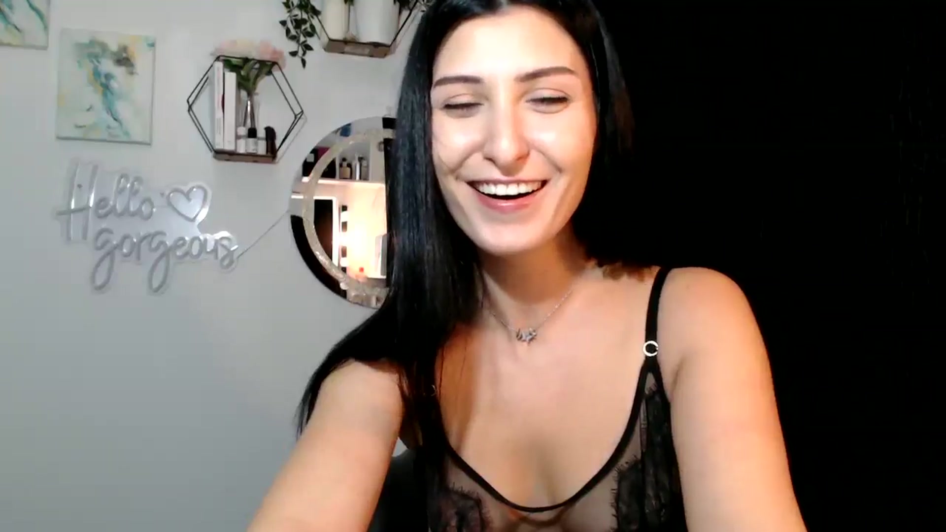 Gallery image thumbnail from Yara_77's myfreecams stream on, 12/05/2025, 13:56 image 3 of 20
