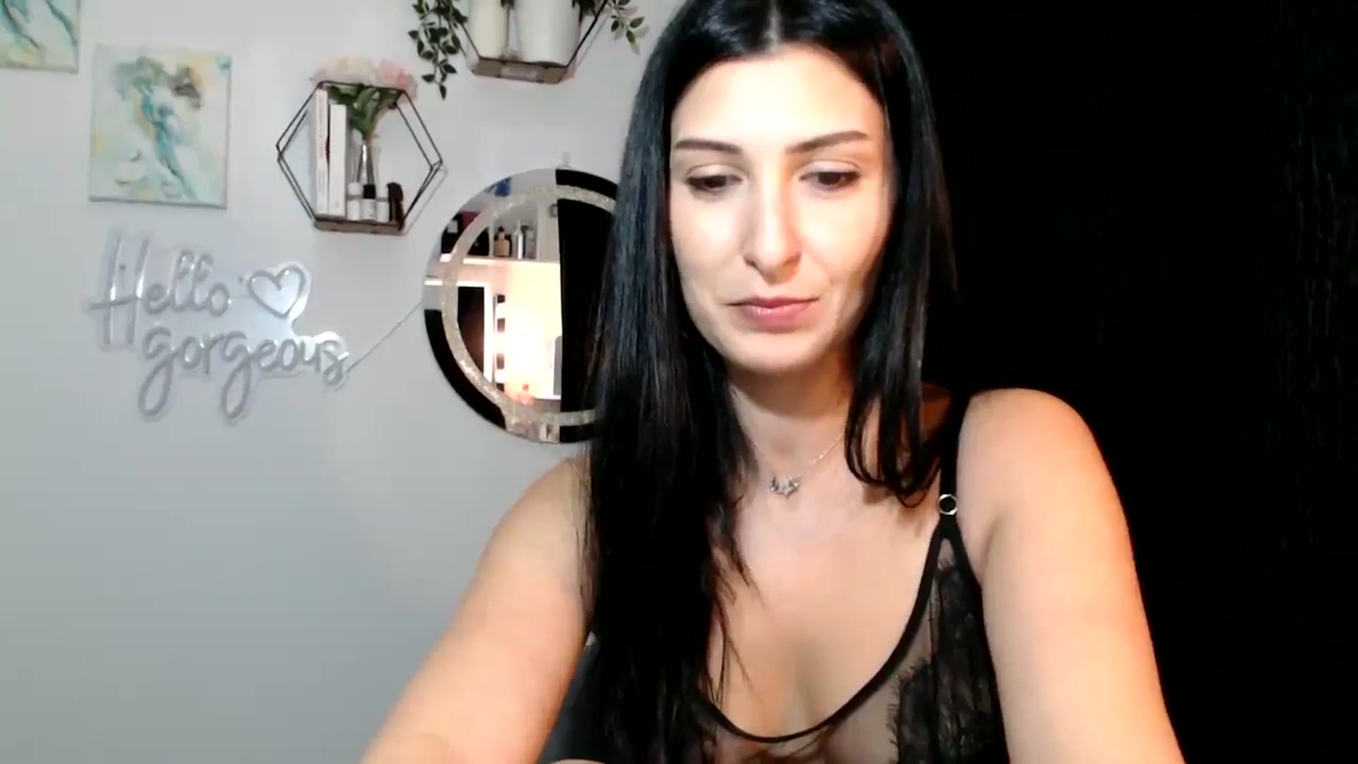 Gallery image thumbnail from Yara_77's myfreecams stream on, 12/05/2025, 13:56 image 8 of 20