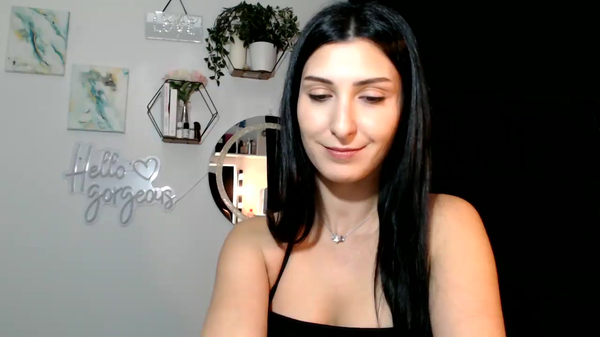 Gallery image thumbnail from Yara_77's myfreecams stream on, 12/05/2025, 14:18 image 19 of 20