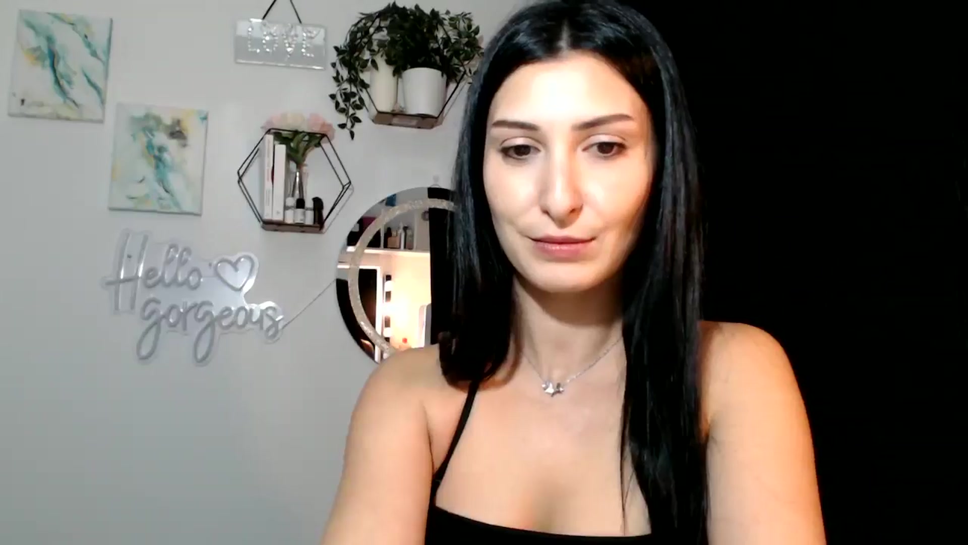 Gallery image thumbnail from Yara_77's myfreecams stream on, 12/05/2025, 14:18 image 18 of 20