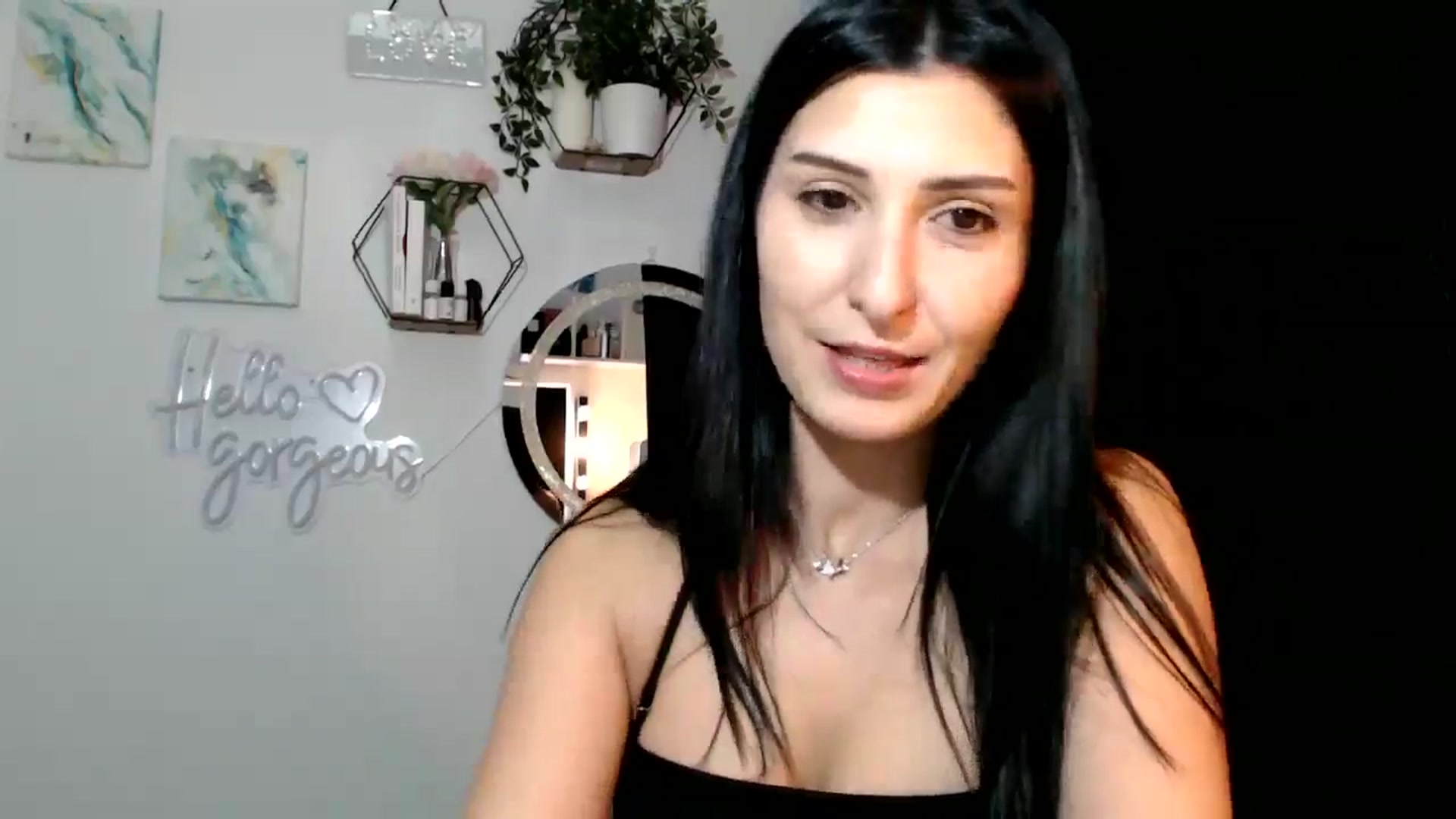 Gallery image thumbnail from Yara_77's myfreecams stream on, 12/05/2025, 14:18 image 14 of 20