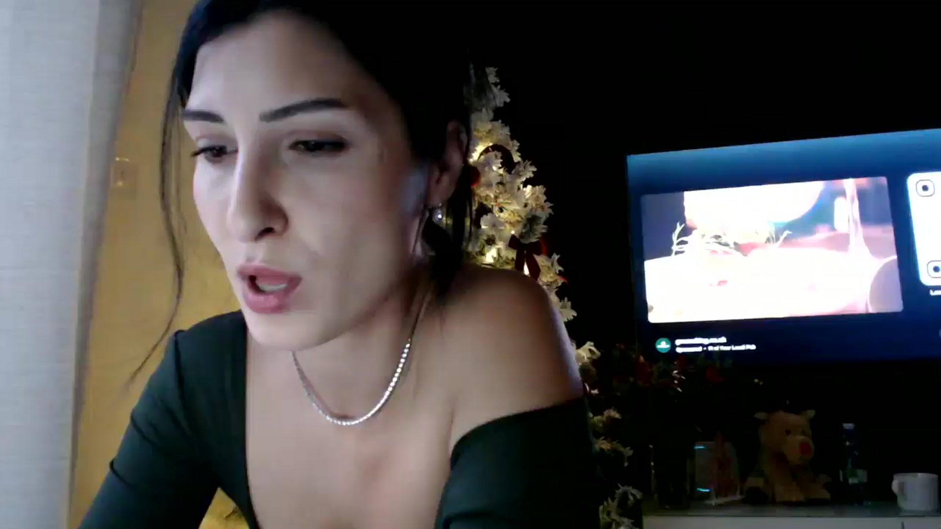 Gallery image thumbnail from Yara_77's myfreecams stream on, 12/07/2025, 15:25 image 19 of 20