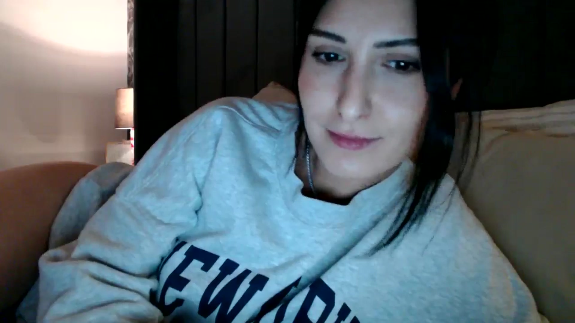 Gallery image thumbnail from Yara_77's myfreecams stream on, 12/07/2025, 20:00 image 10 of 20