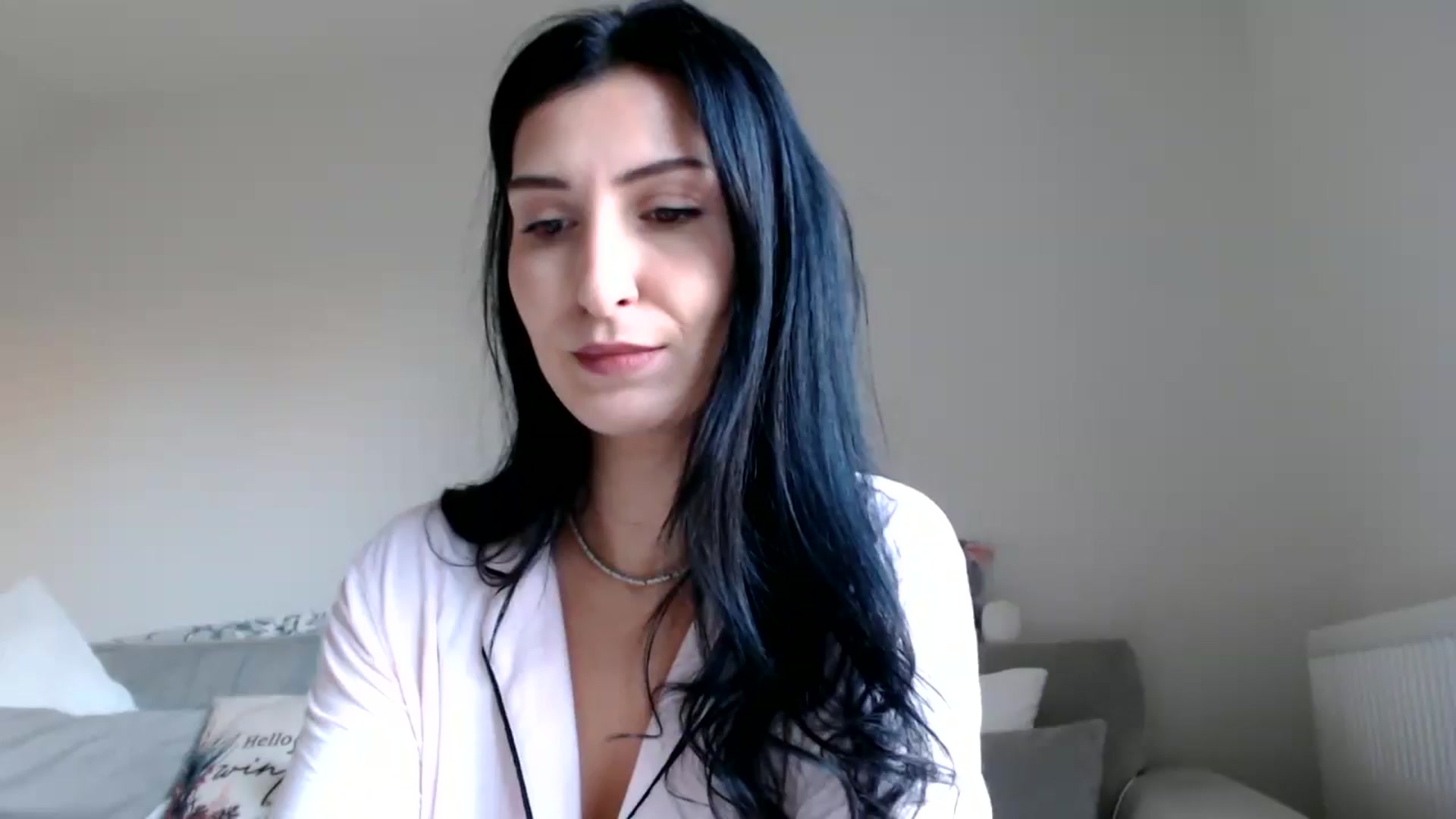 Gallery image thumbnail from Yara_77's myfreecams stream on, 12/10/2025, 11:46 image 3 of 20