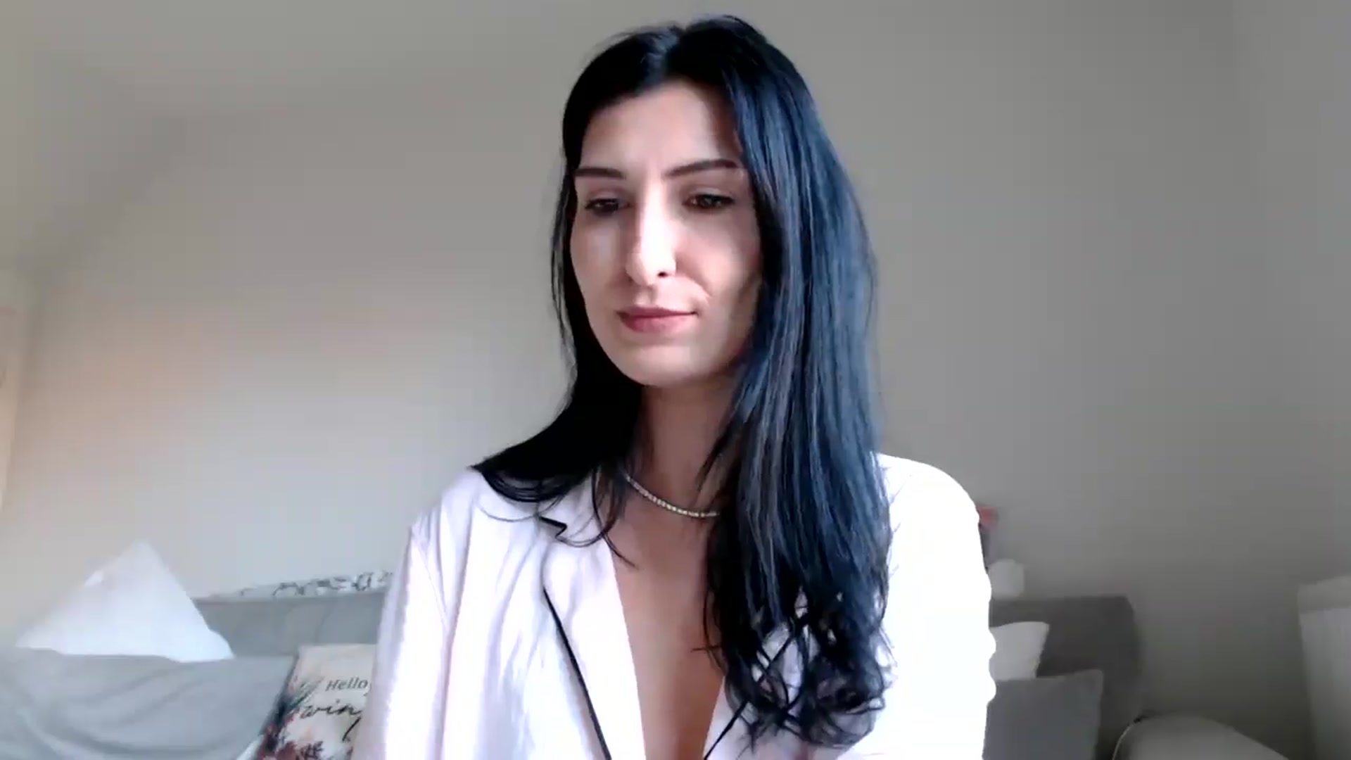 Gallery image thumbnail from Yara_77's myfreecams stream on, 12/10/2025, 11:46 image 10 of 20