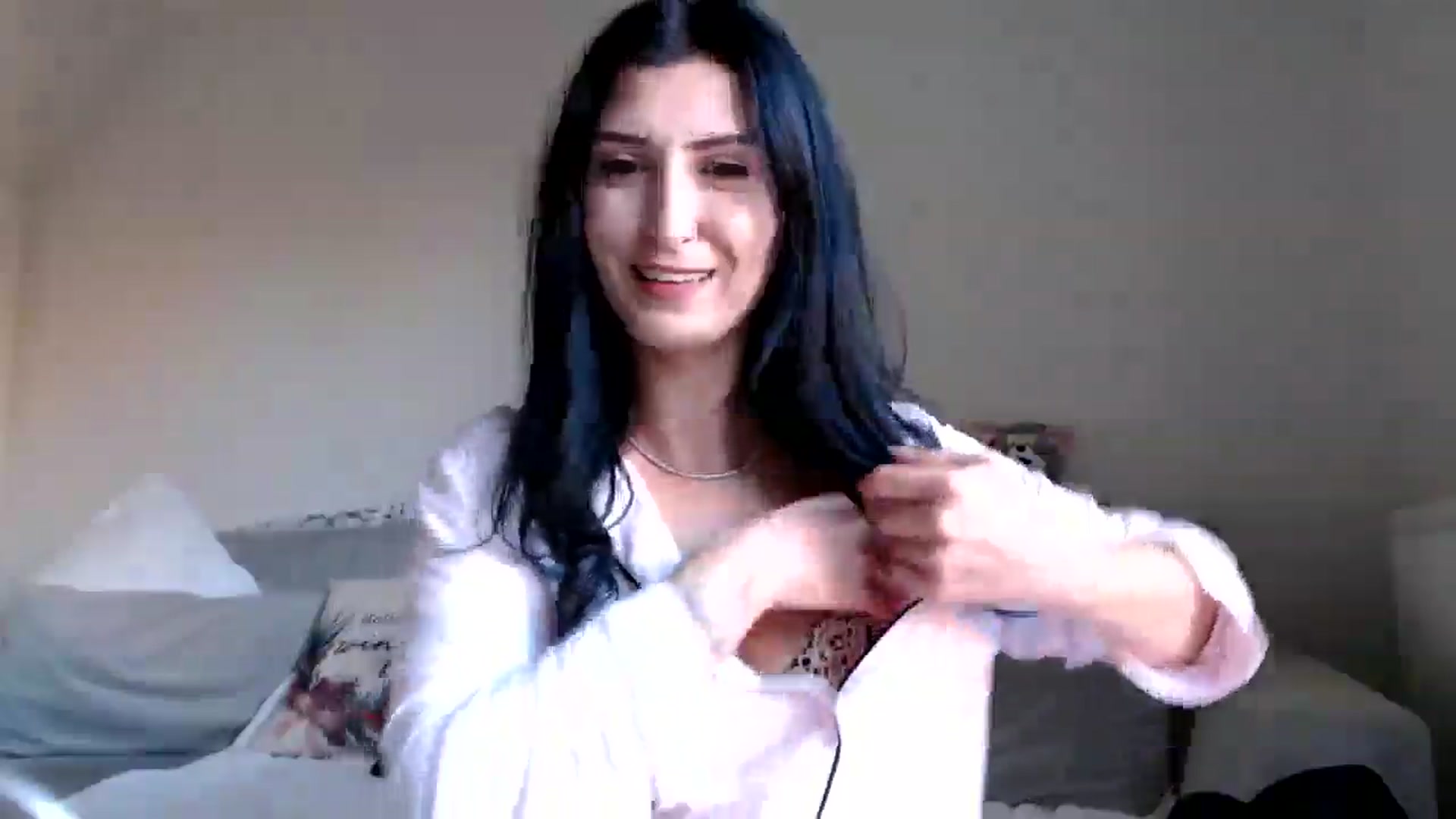 Gallery image thumbnail from Yara_77's myfreecams stream on, 12/10/2025, 11:46 image 20 of 20