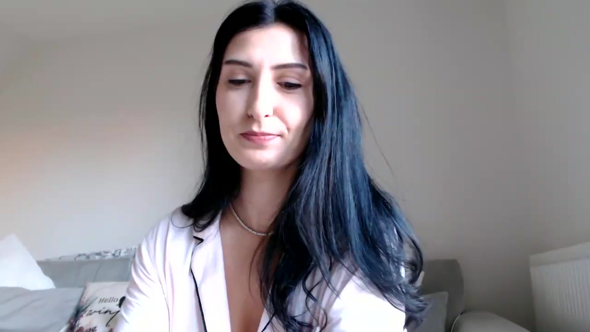 Gallery image thumbnail from Yara_77's myfreecams stream on, 12/10/2025, 11:46 image 1 of 20