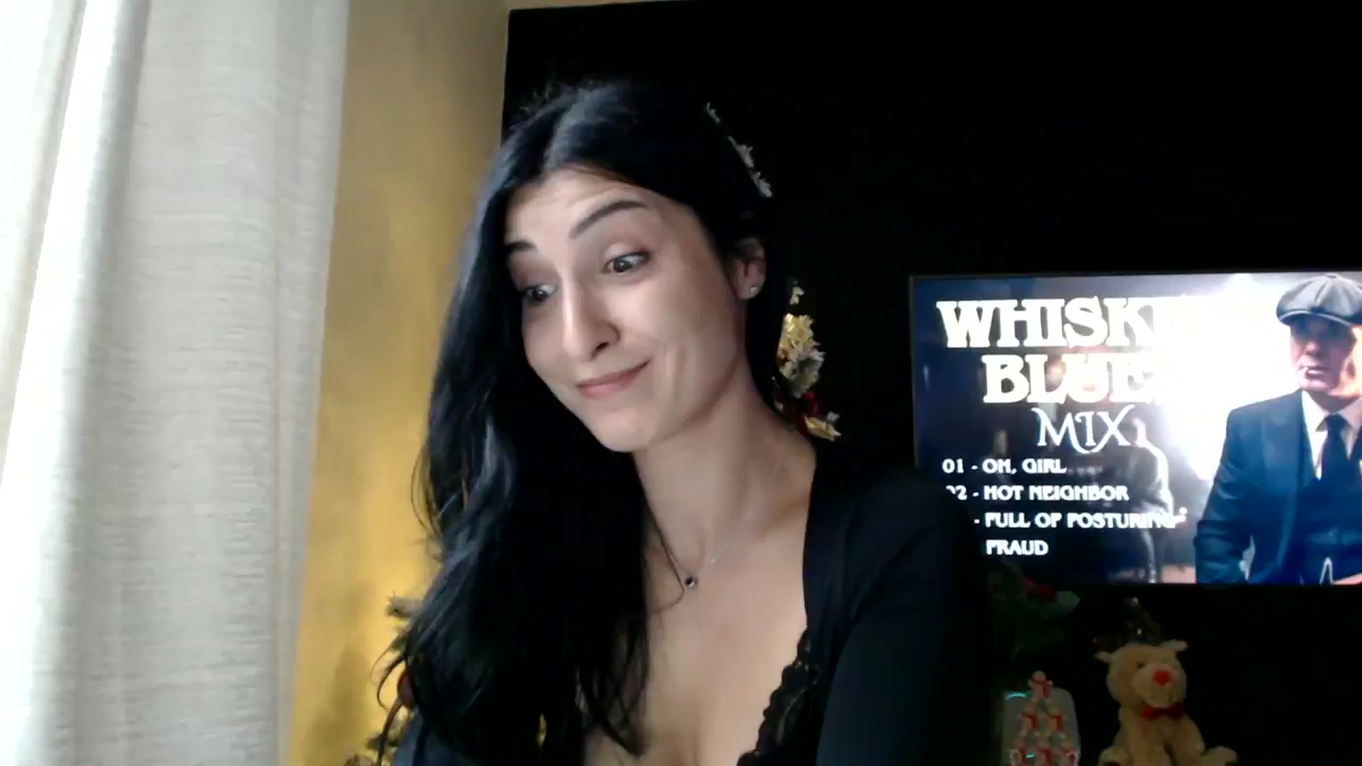 Gallery image thumbnail from Yara_77's myfreecams stream on, 12/12/2025, 13:01 image 6 of 20