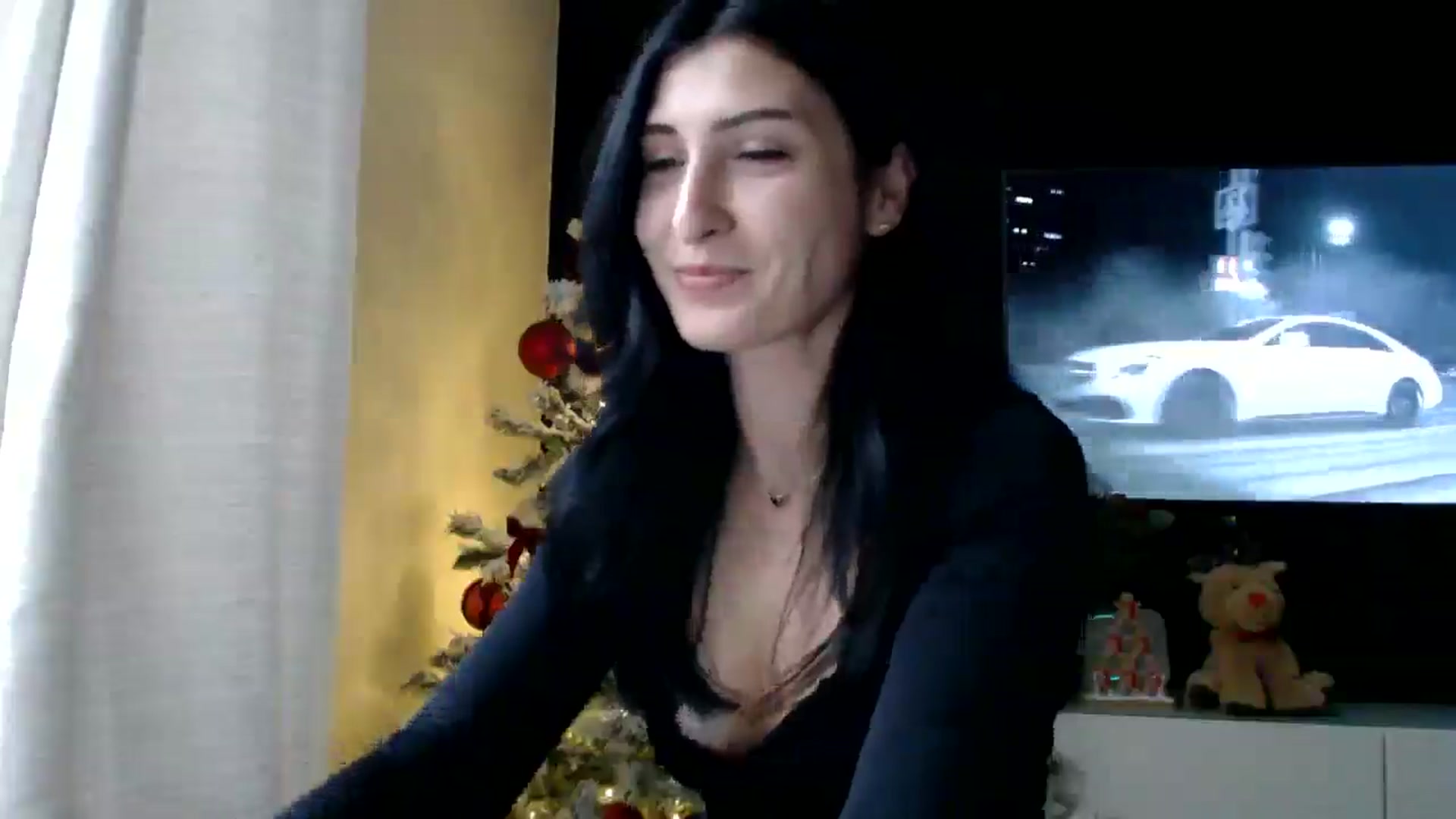 Gallery image thumbnail from Yara_77's myfreecams stream on, 12/12/2025, 13:01 image 9 of 20
