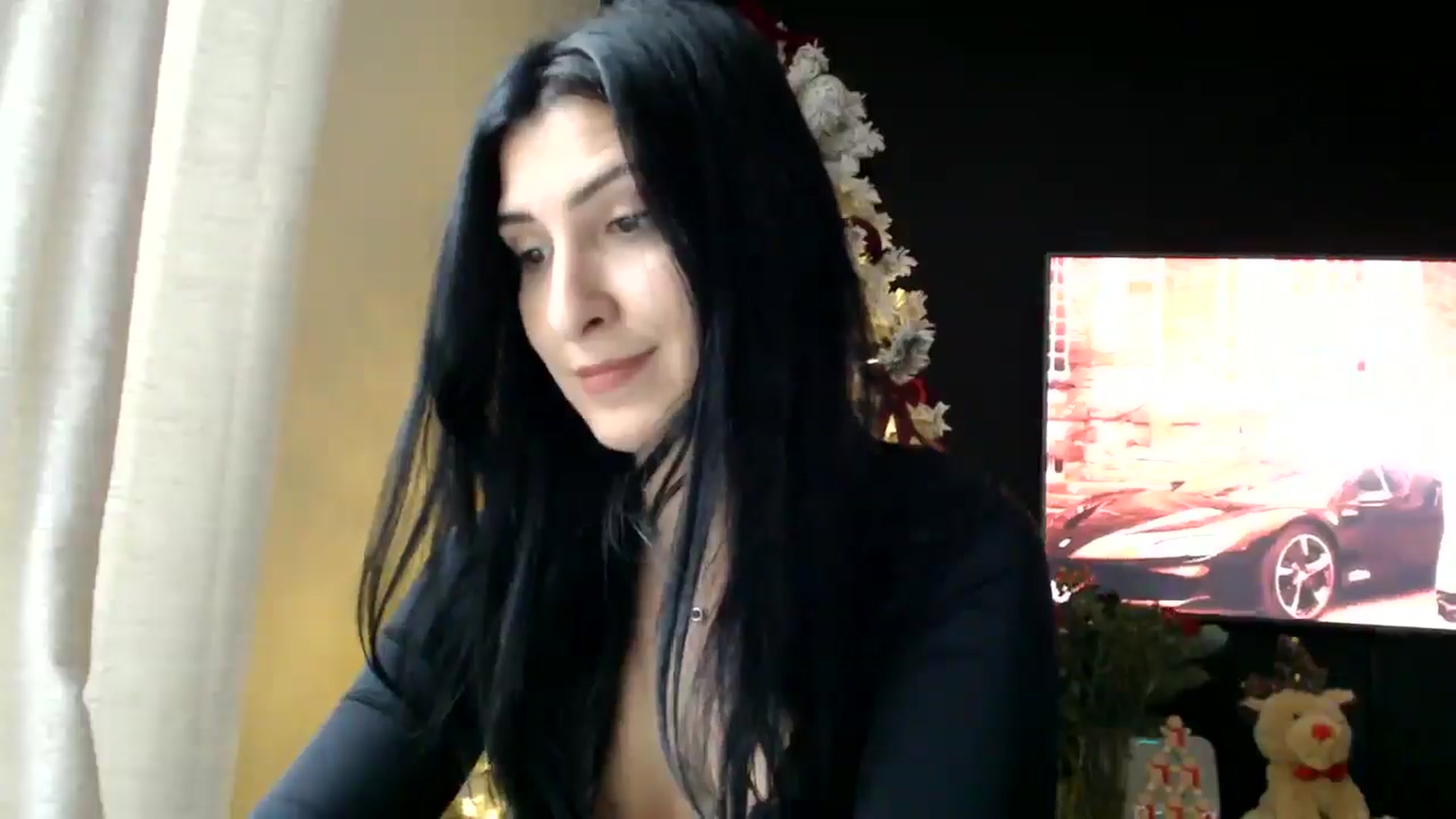 Gallery image thumbnail from Yara_77's myfreecams stream on, 12/12/2025, 13:35 image 14 of 20