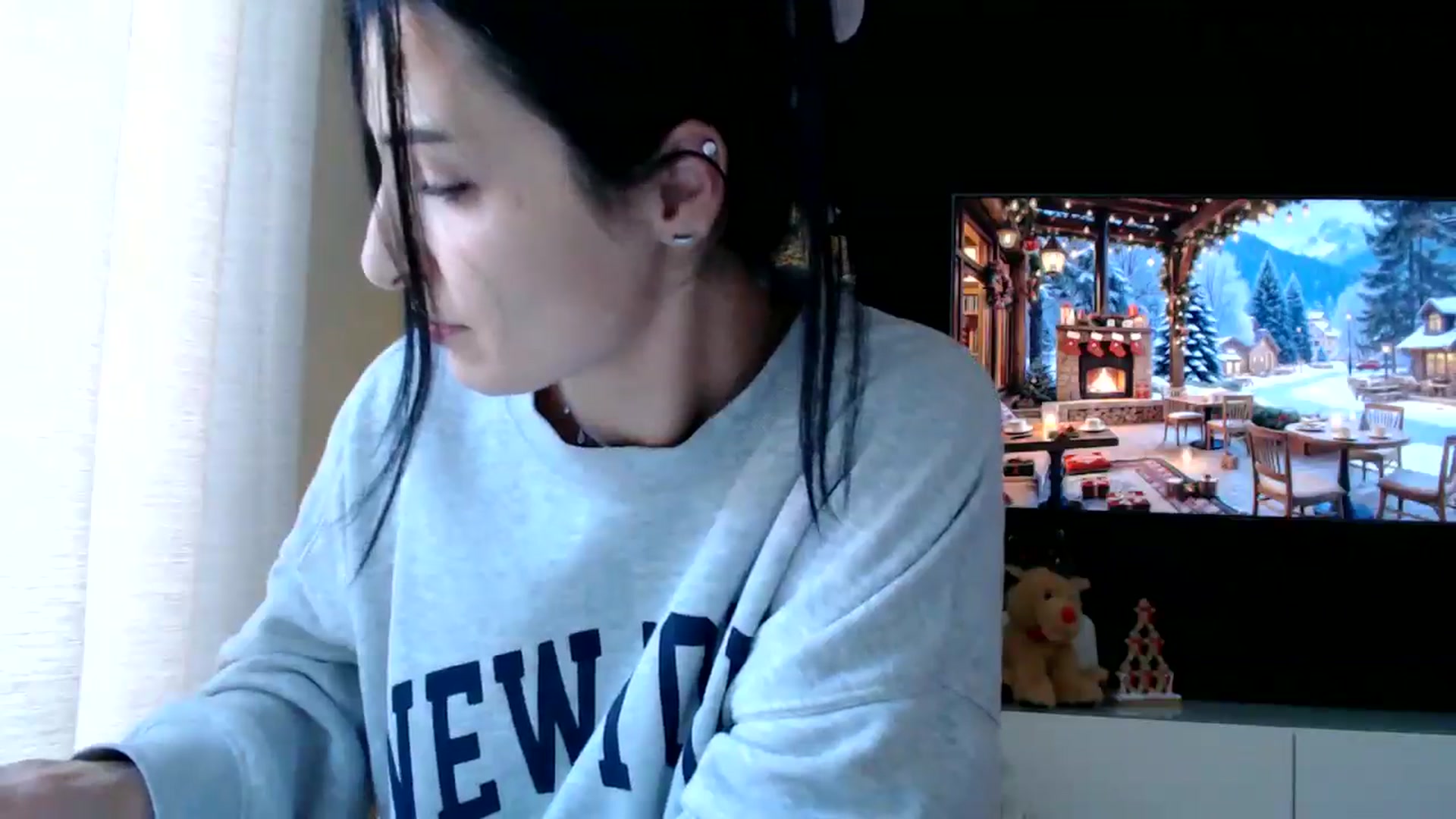 Gallery image thumbnail from Yara_77's myfreecams stream on, 12/16/2025, 14:55 image 14 of 20