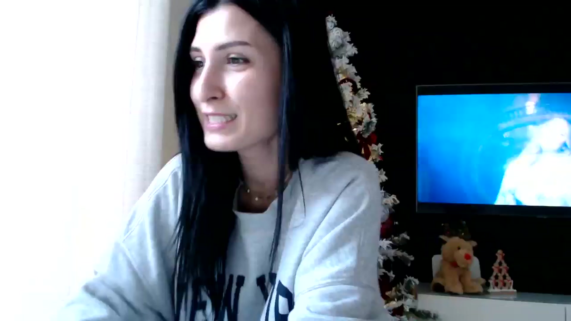 Gallery image thumbnail from Yara_77's myfreecams stream on, 12/16/2025, 14:55 image 10 of 20