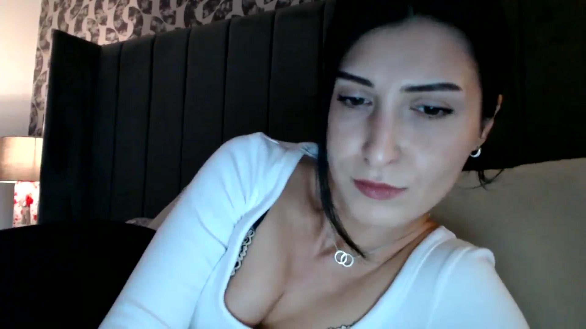 Gallery image thumbnail from Yara_77's myfreecams stream on, 12/18/2025, 13:39 image 3 of 20