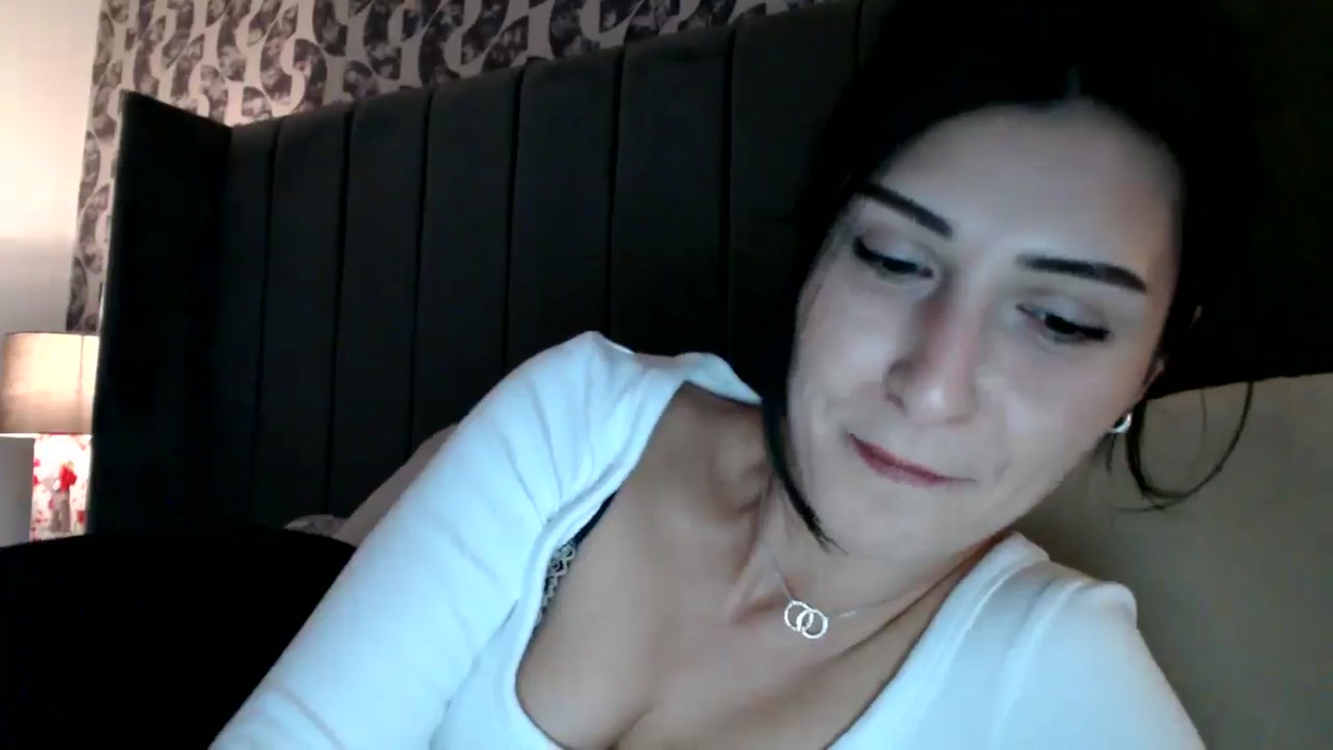 Gallery image thumbnail from Yara_77's myfreecams stream on, 12/18/2025, 13:39 image 4 of 20